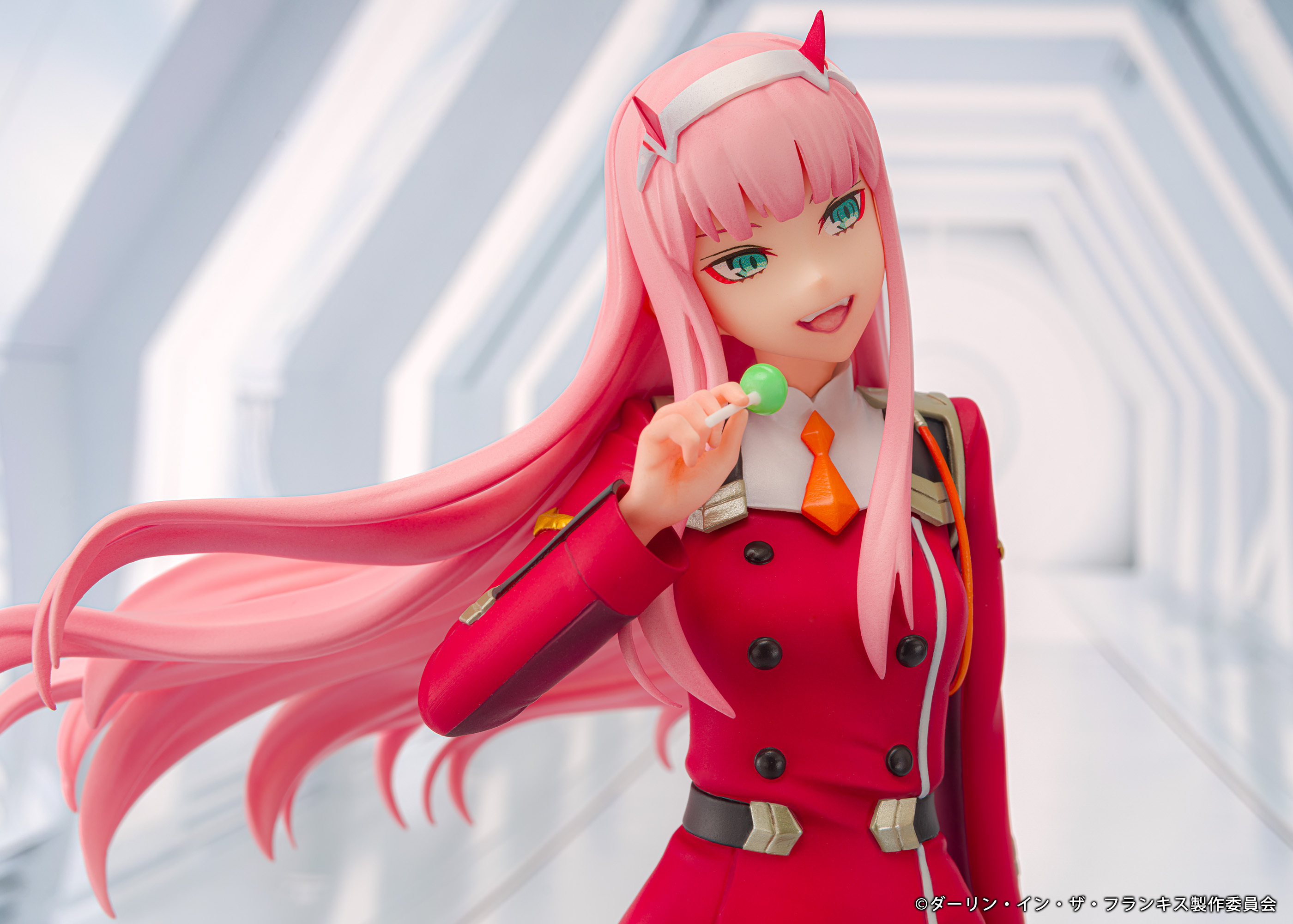 《DARLING in the FRANXX》1/7比例模型「02」 "DARLING in the FRANXX" 1/7 Scale Figure Zero Two