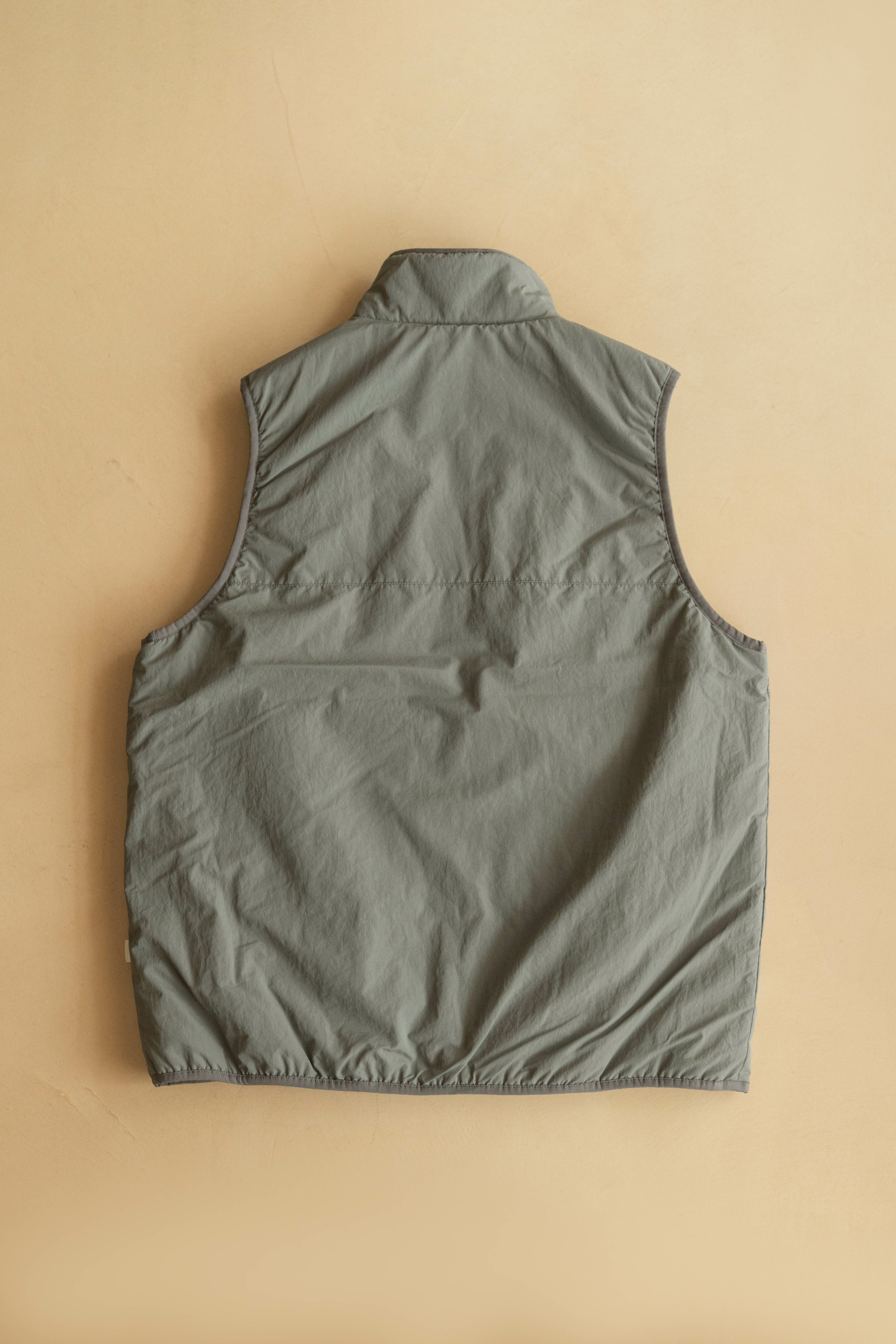FARAH NYLON ZIP UP VEST (2色)