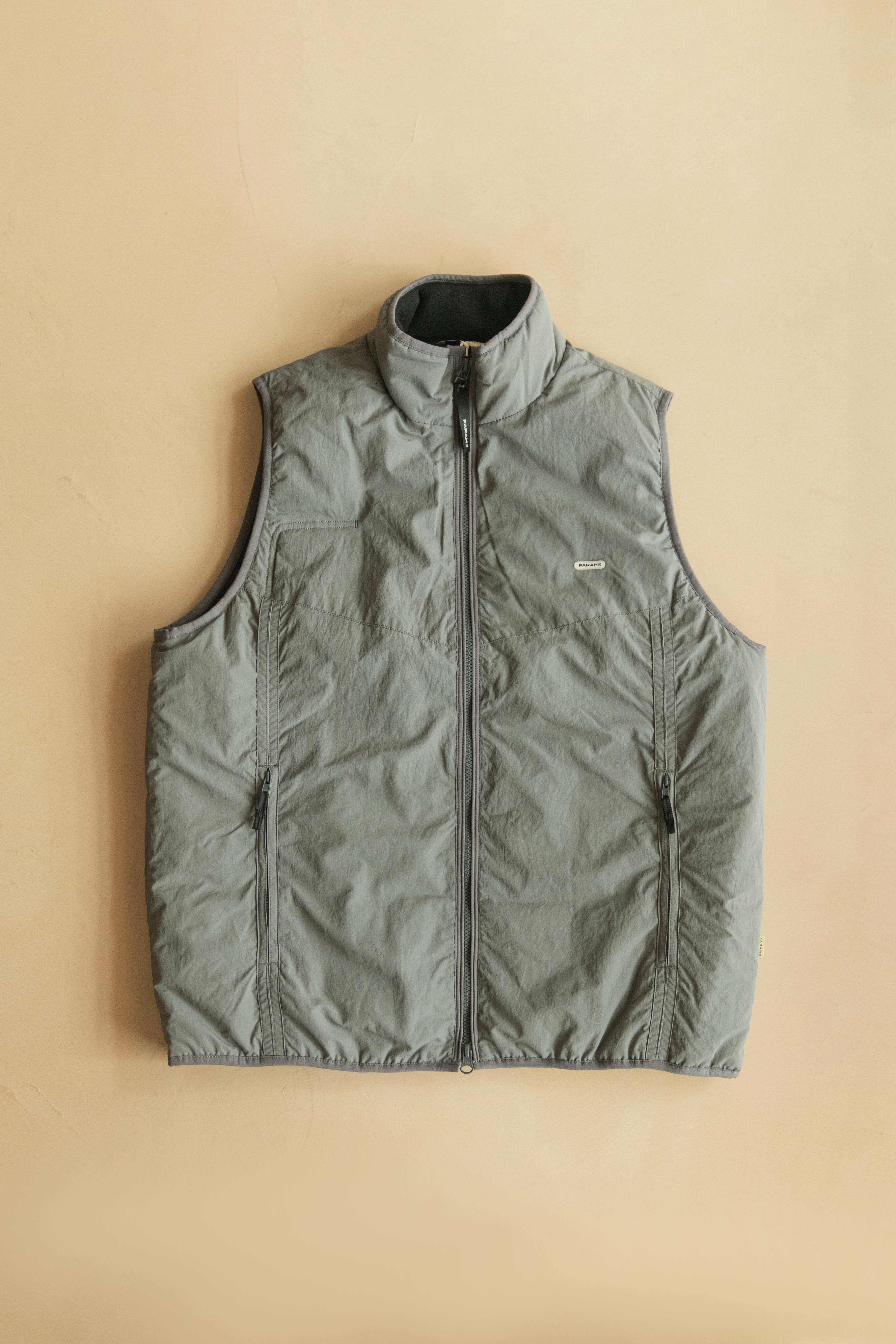 FARAH NYLON ZIP UP VEST (2色)