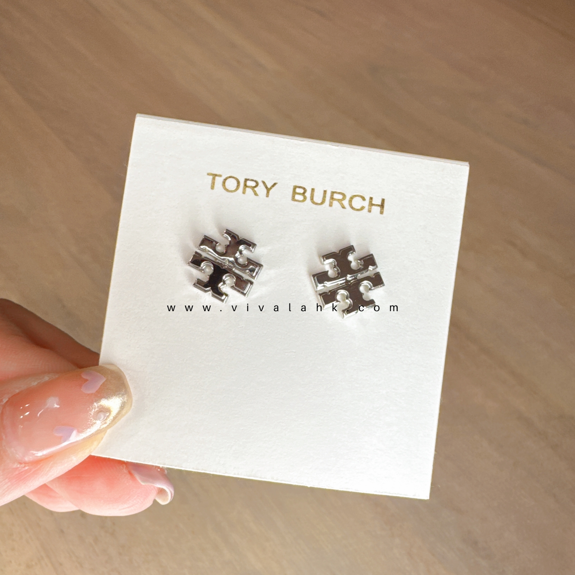 Tory Burch - 細 Logo 耳環 (143361)