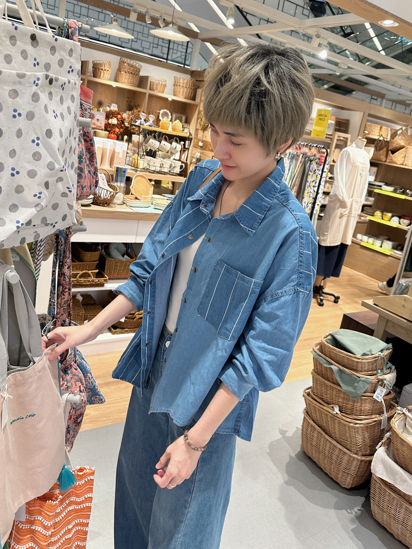 就愛唱反調的不對襯襯衫