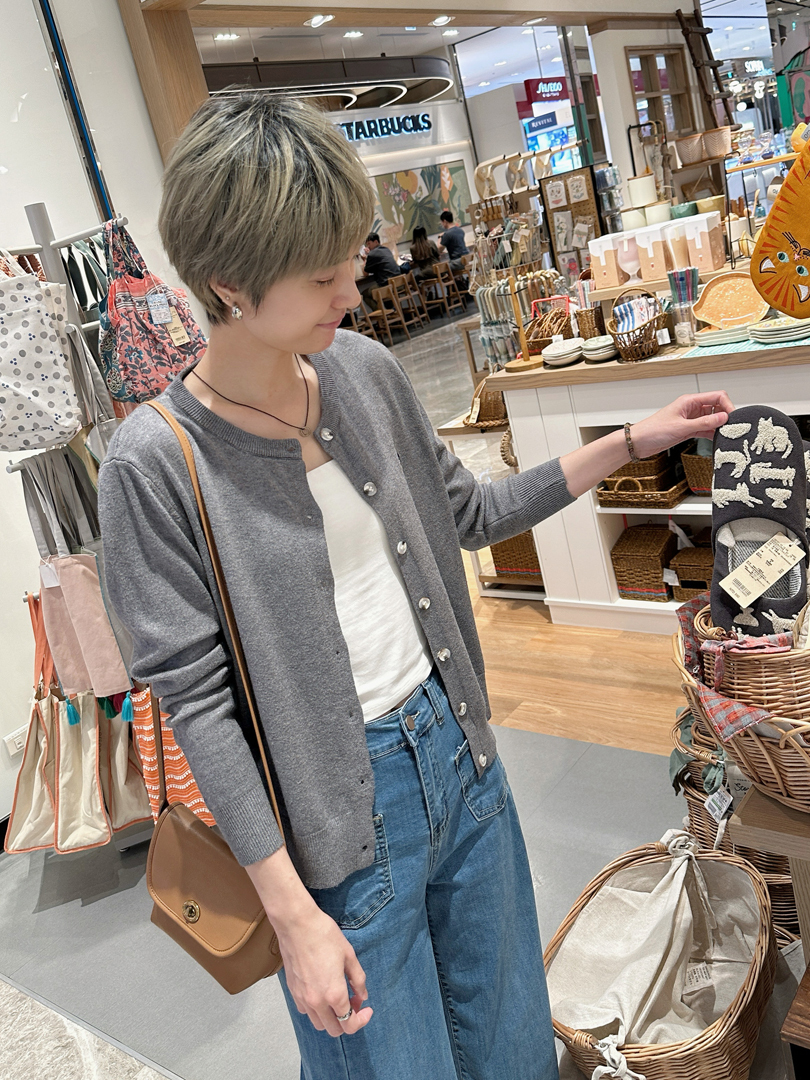 小熊刺繡質感針織外套