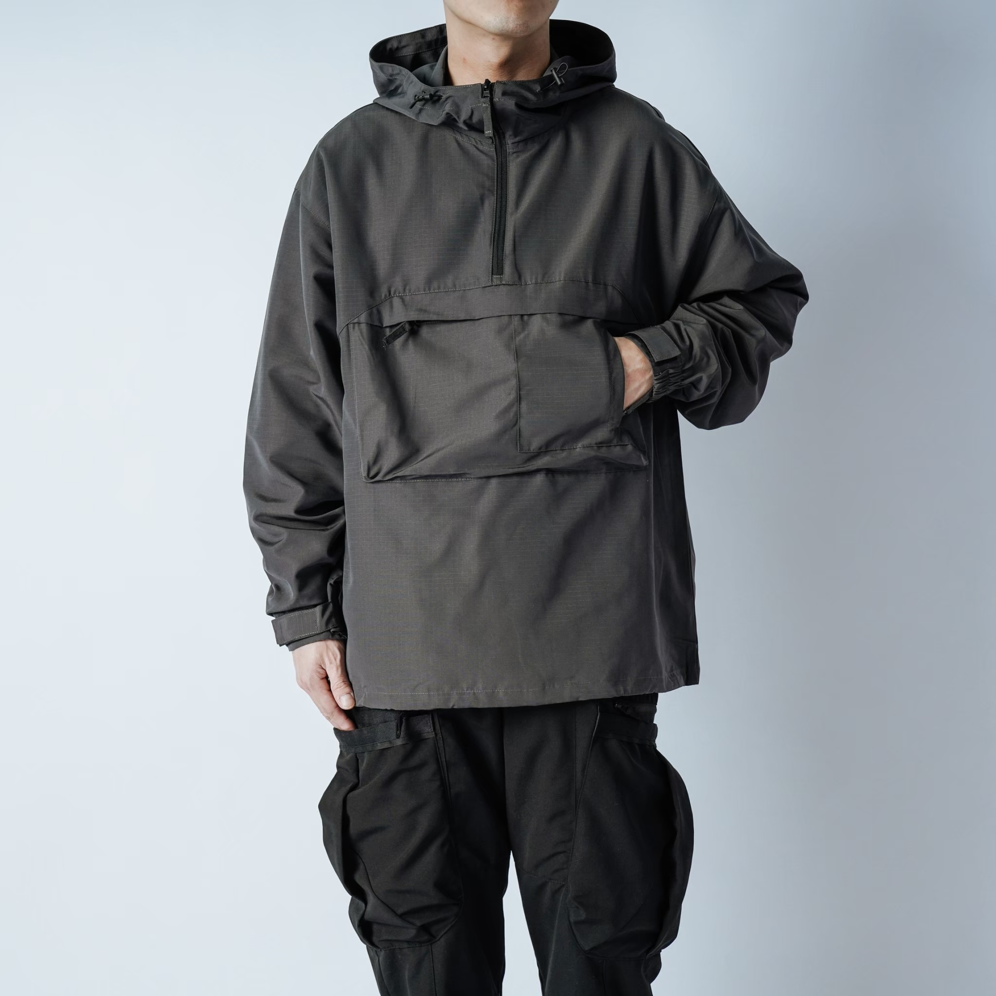 SBG 抗撕裂防潑水連帽衝鋒外套 K313