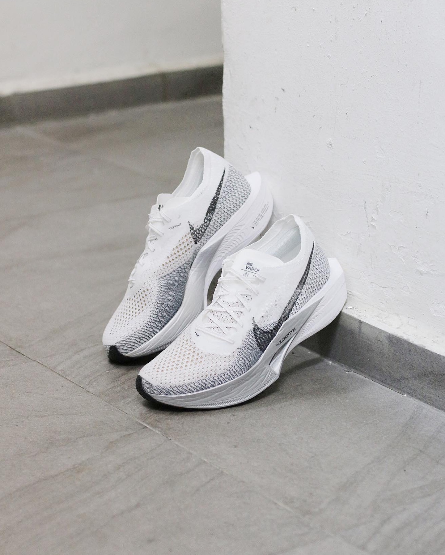 Nike Zoomx Vaporfy Next% 3 White Silver DV4129-100