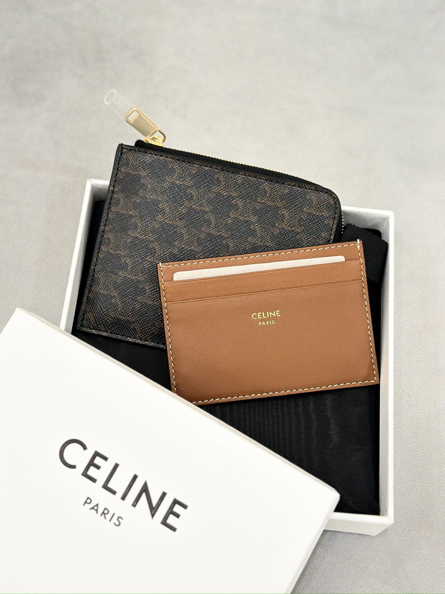 CELINE Zipped Purse with Removable Cardholder
