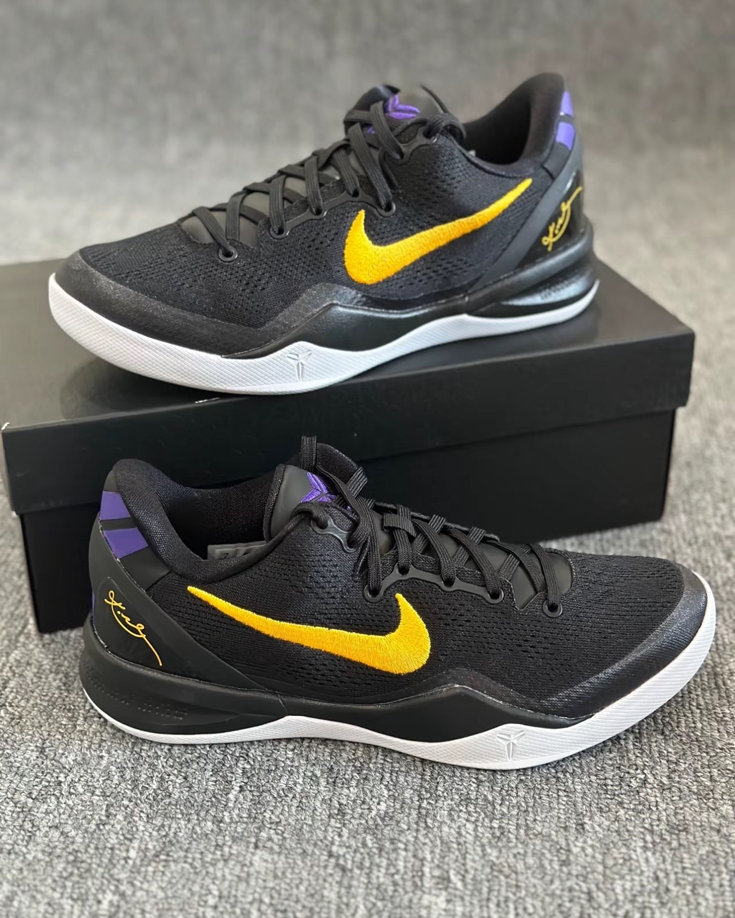 Nike Kobe 8 “Lakers Away” 25264499_55882915_322.jpg