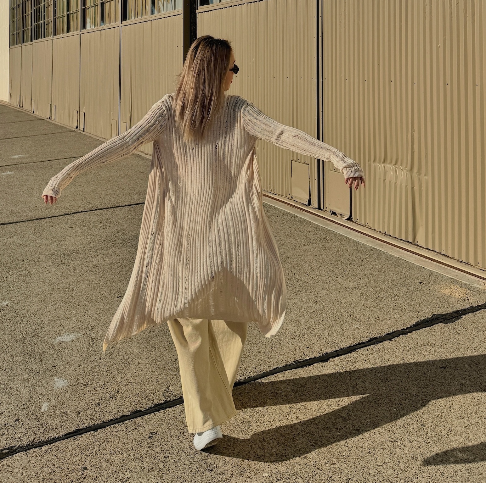 飄逸感🍂杏色坑條針織罩衫