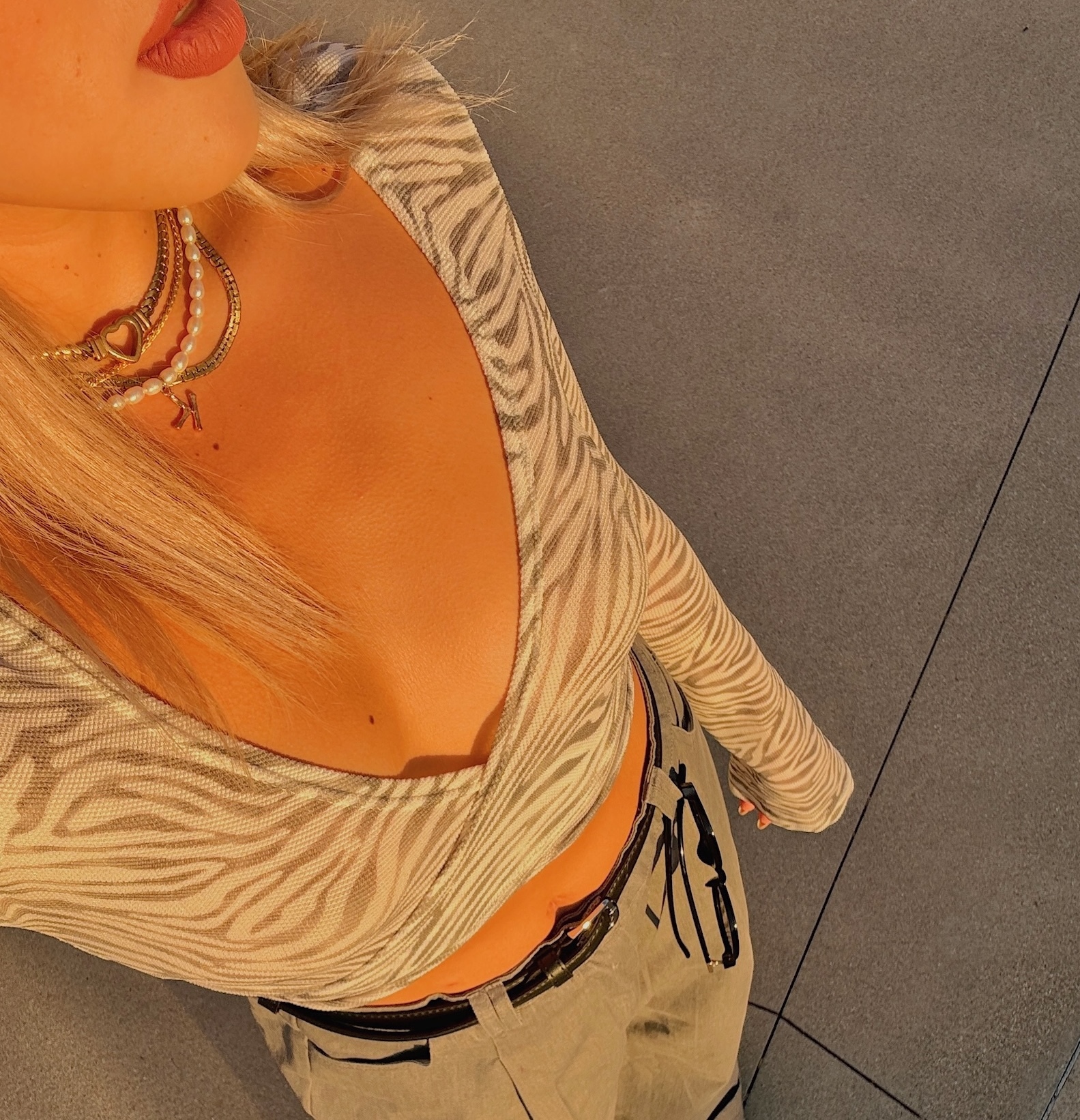 透視辣感🪽霧灰斑馬紋綁帶上衣