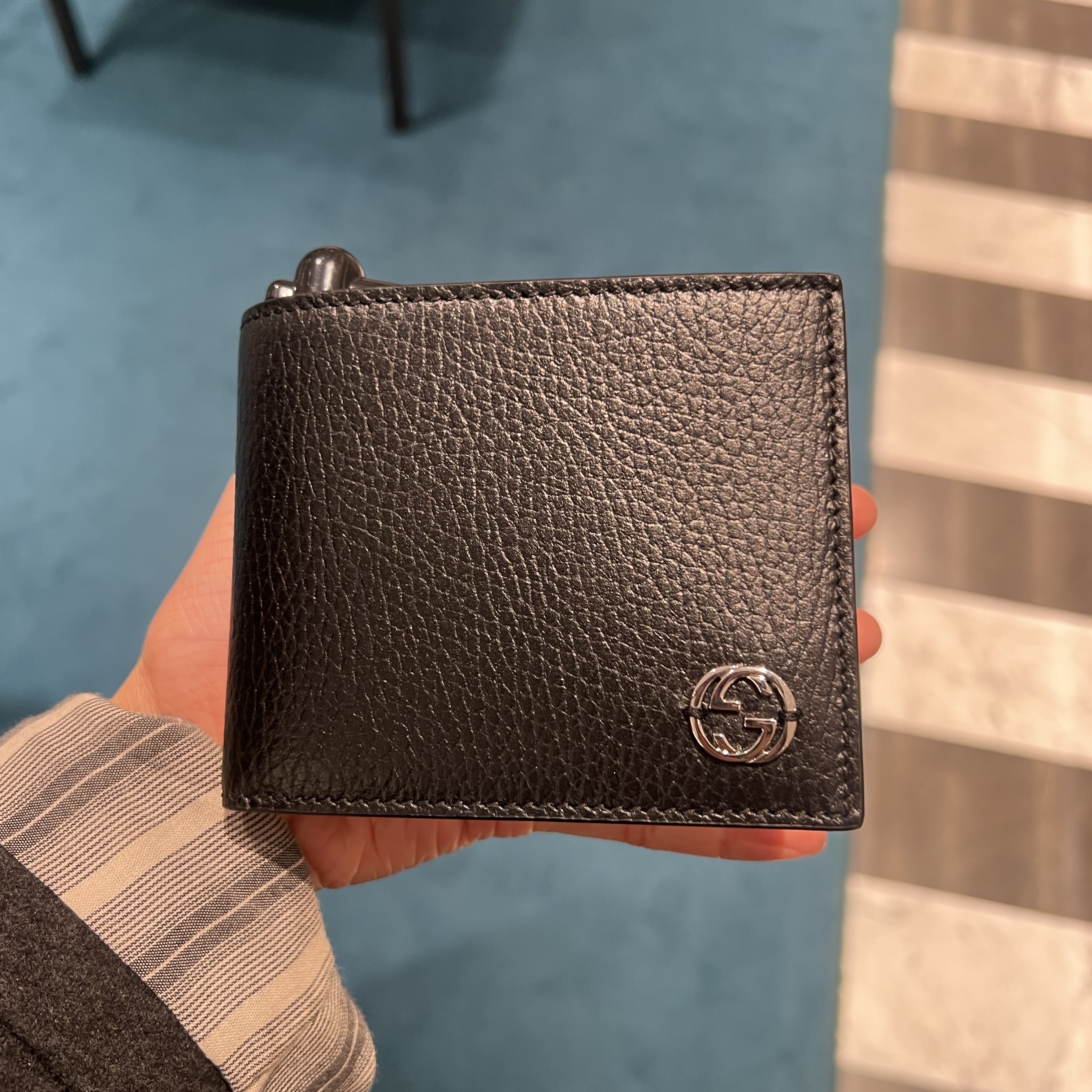 Gucci Dollar Calf bi-fold Men Wallet in 4 colors