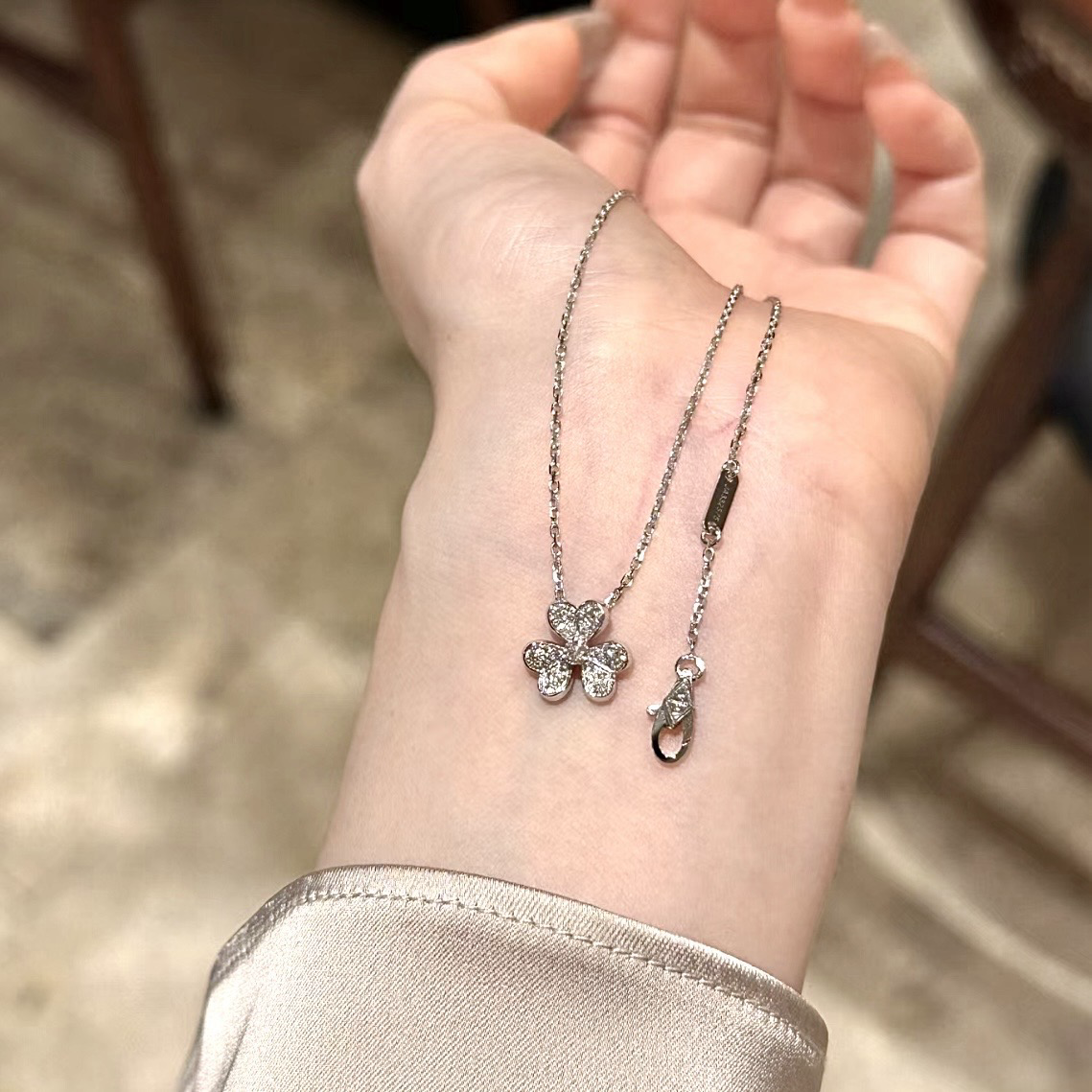 18k Frivole”滿鑽三葉草小花高奢定製項鍊