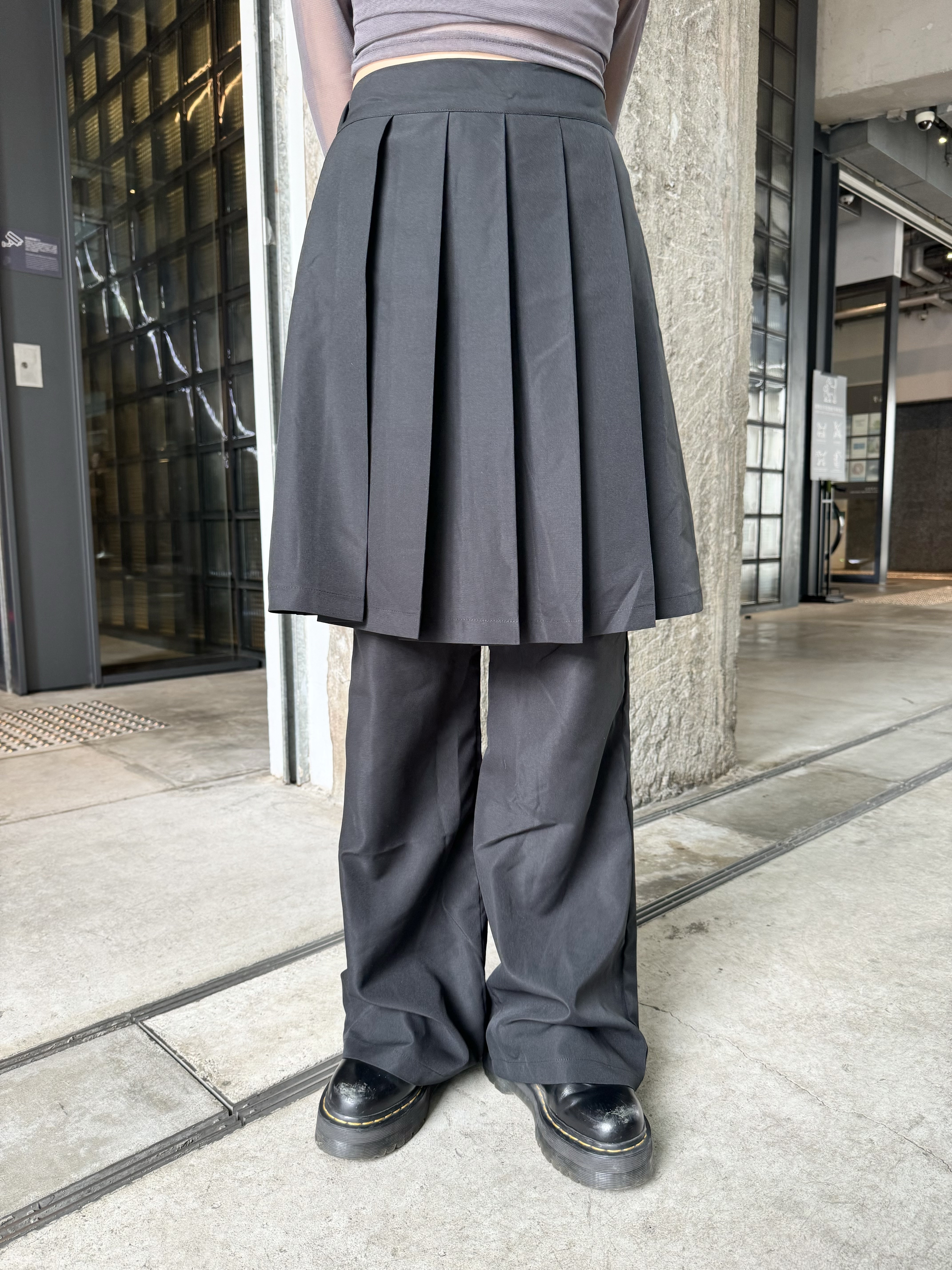 西裝料百摺裙褲