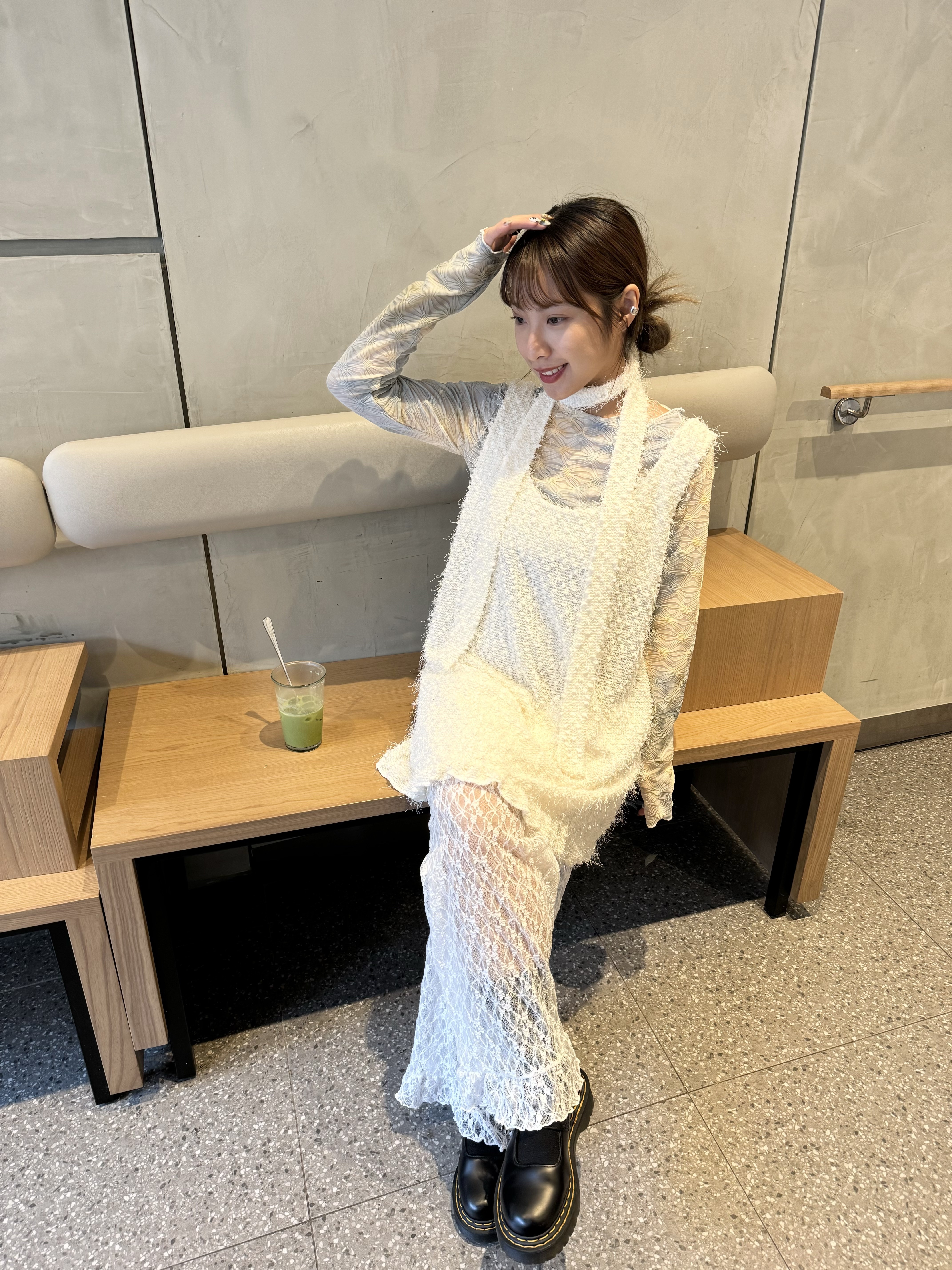 [兩色入] 日系毛毛配頸帶短Ops(white)