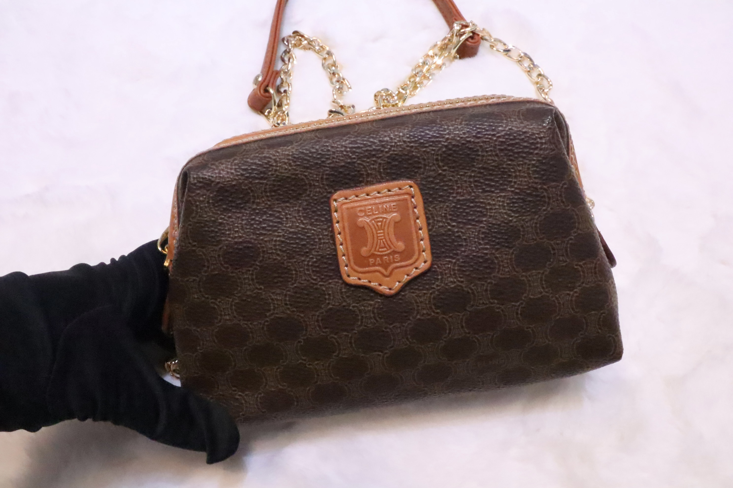 Celine mini pouch 🤎