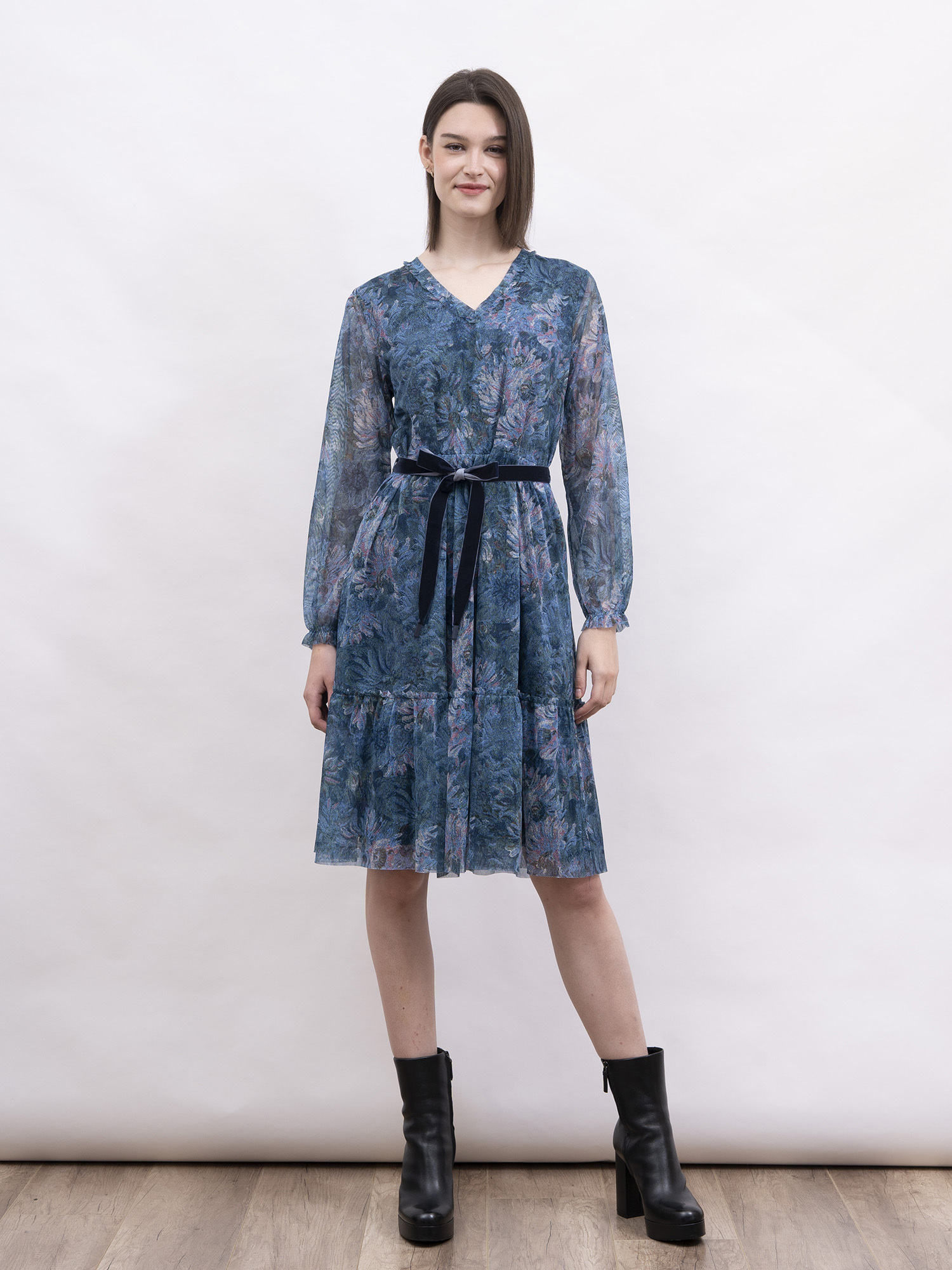 mi-tu 印花V領連身裙