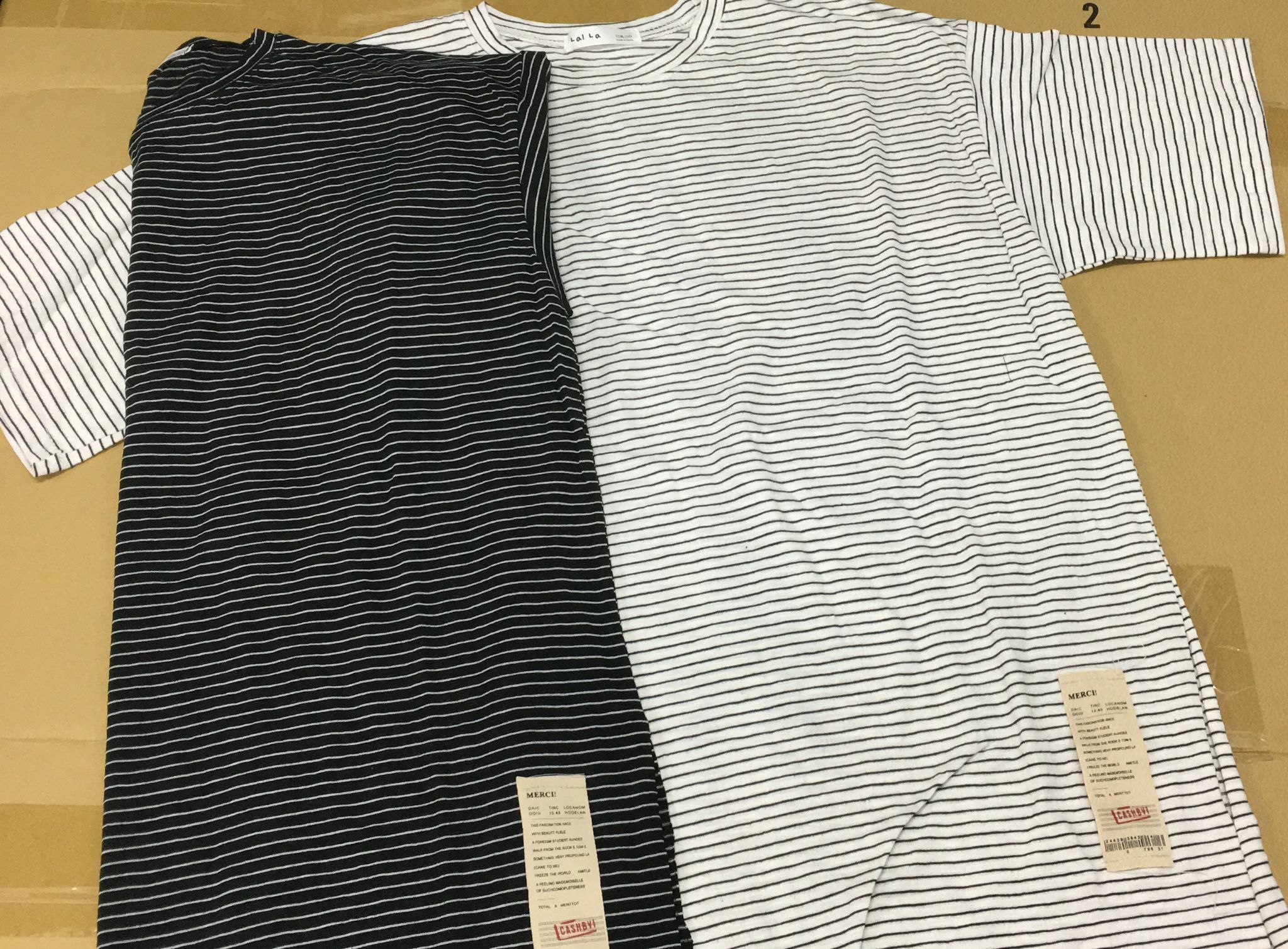 現貨橫間短袖T-Shirt（此為清貨價貨品不設退換）(AT10 102)