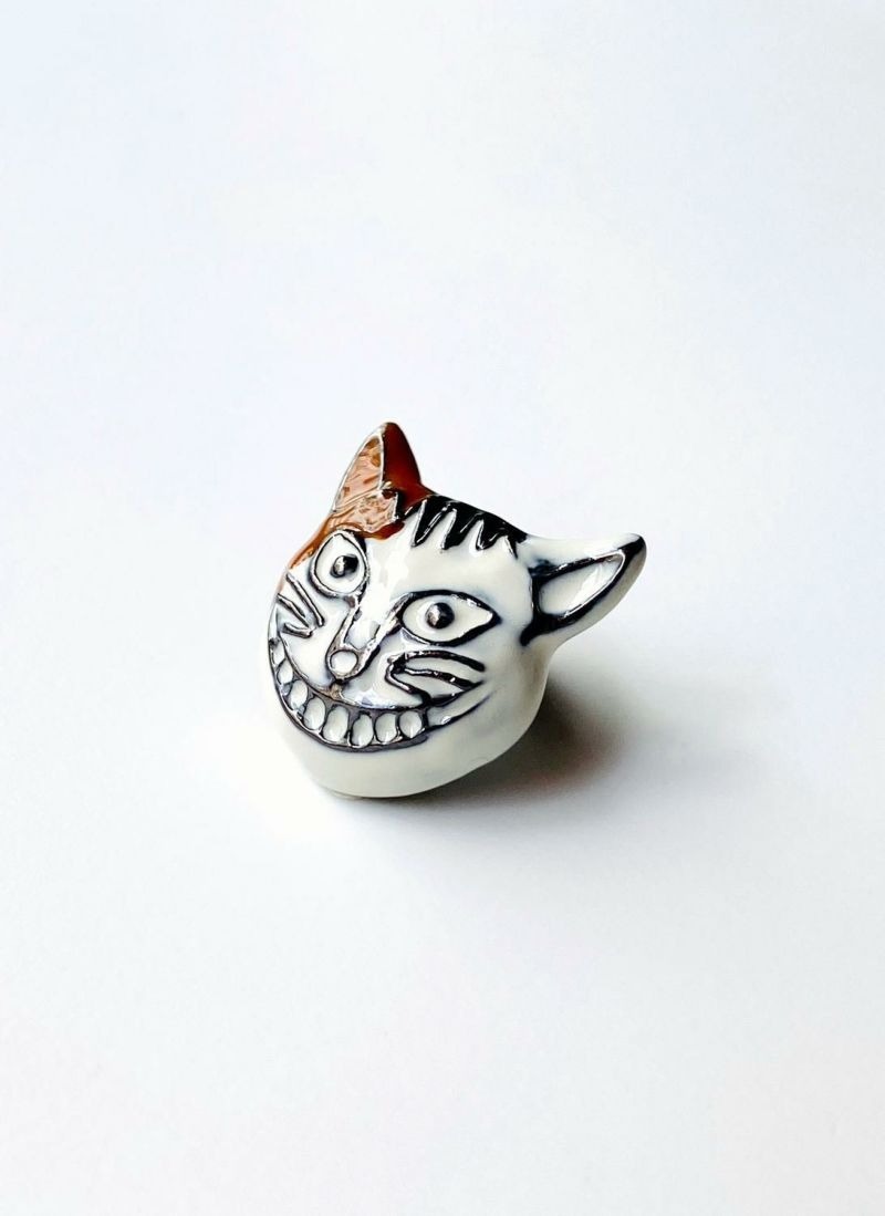 BNB Louise pin badge