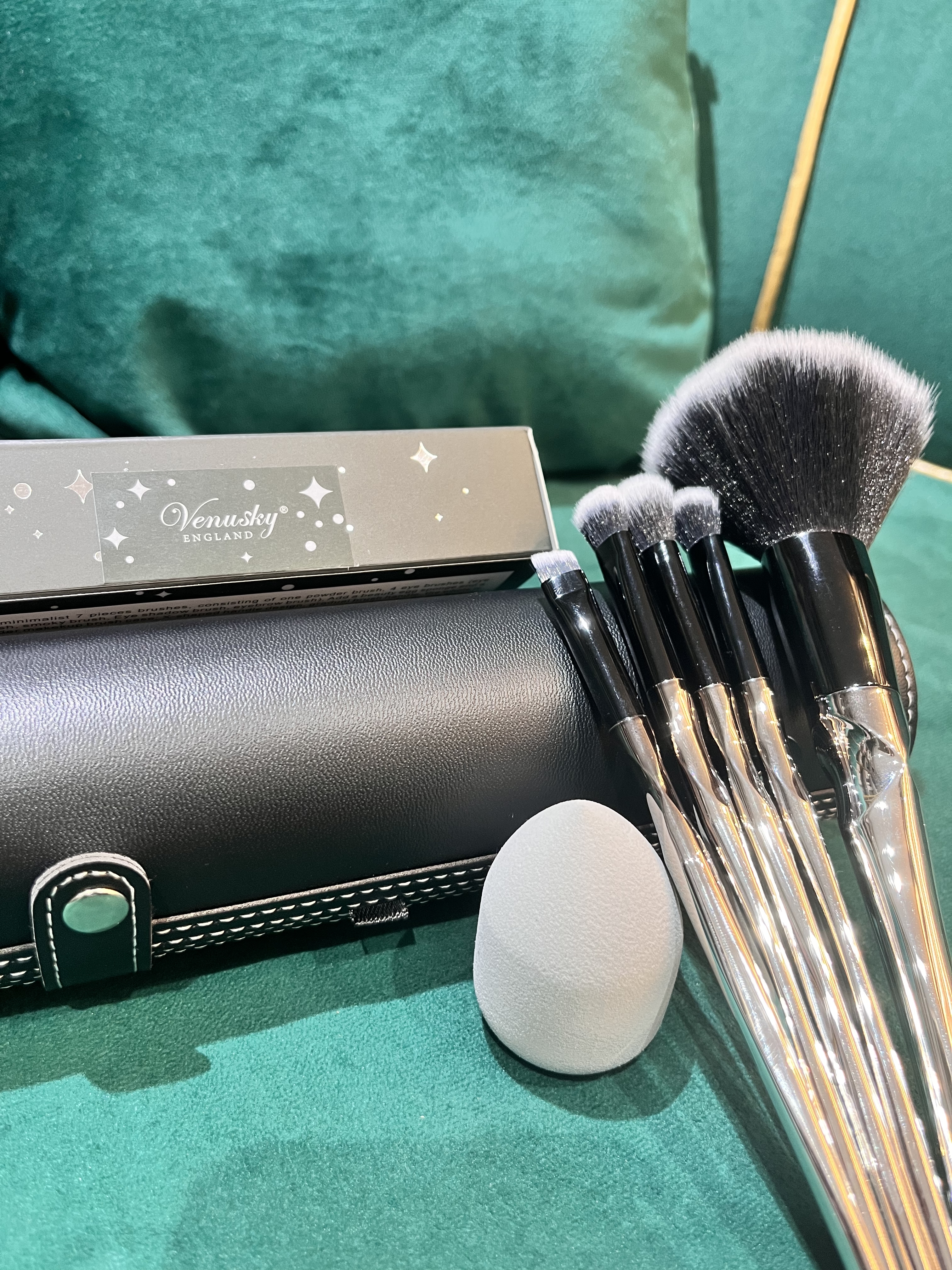 VENUSKY化妝刷套盒 眉刷+眼影刷+煙熏刷+暈染刷+散粉刷 +美妝蛋
