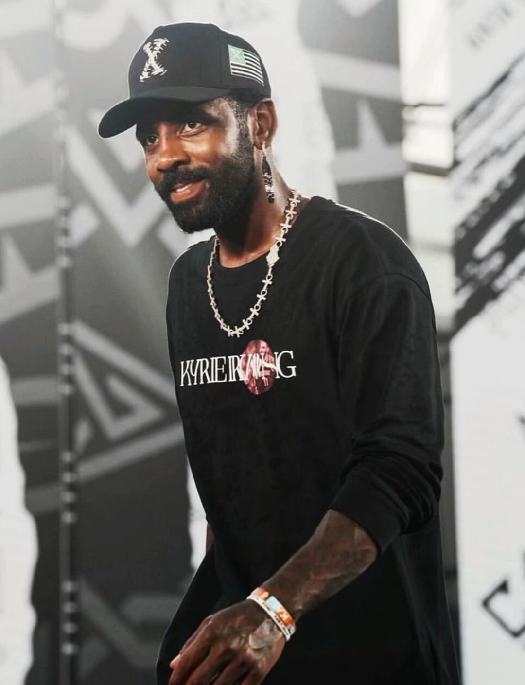 【代購】ANTA KAI 歐文系列 舒適運動長袖 簡約黑 kyrie irving 籃球