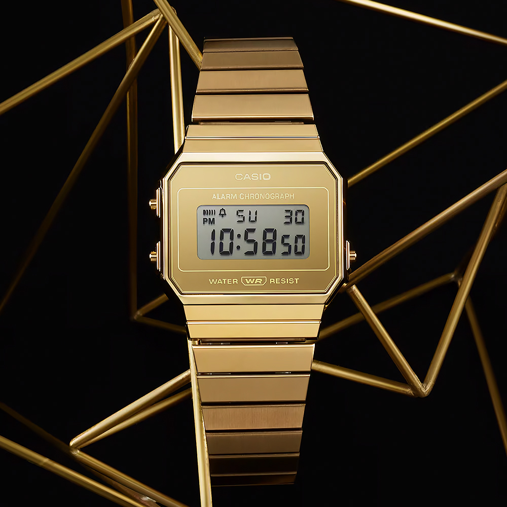 【CASIO 卡西歐】 A700WEVG-9A 復古金 氣質 自動日曆 計時碼錶鬧鈴LED 鋼帶 電子錶 手錶