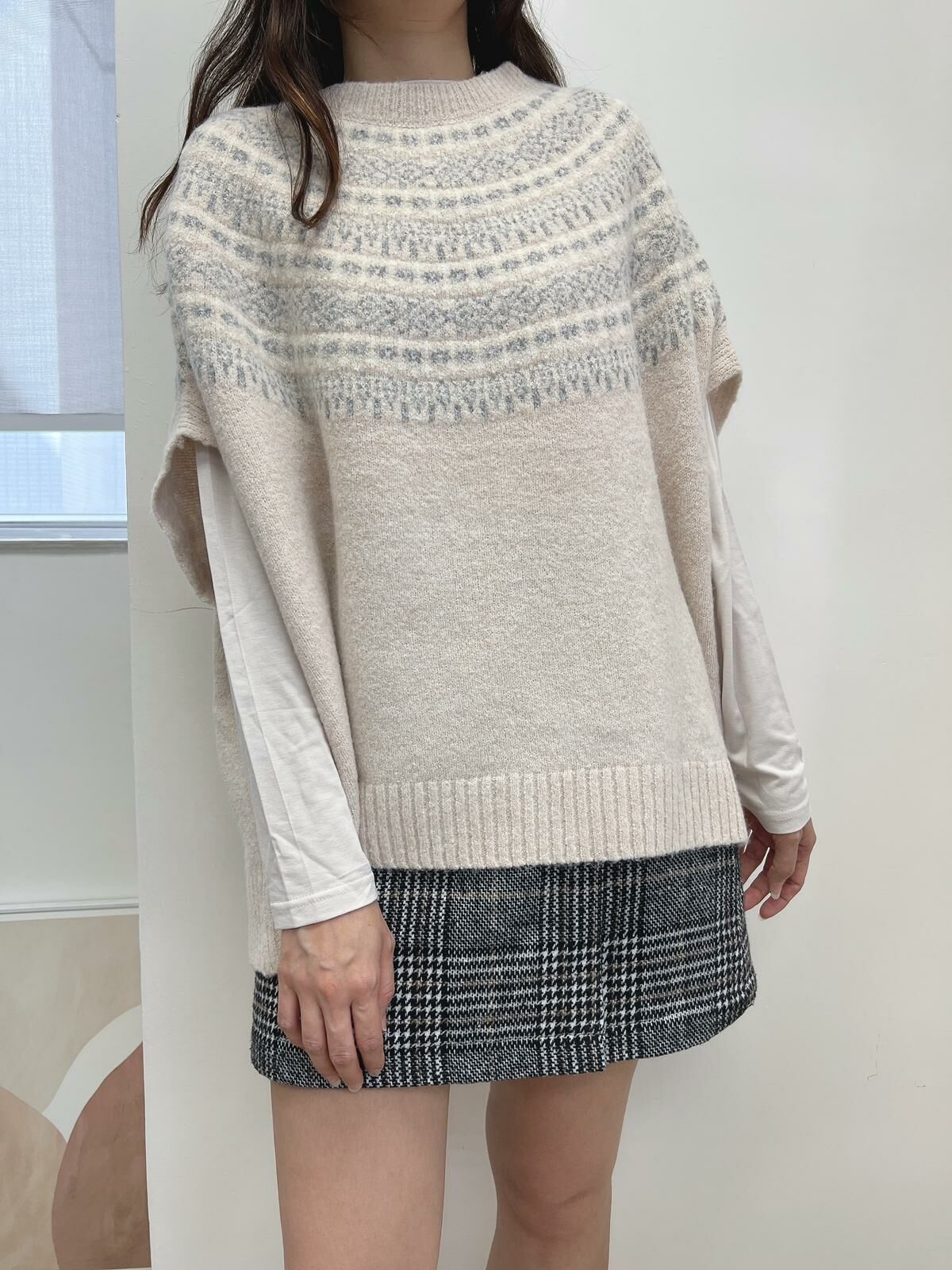 MMO 圖案領背心top