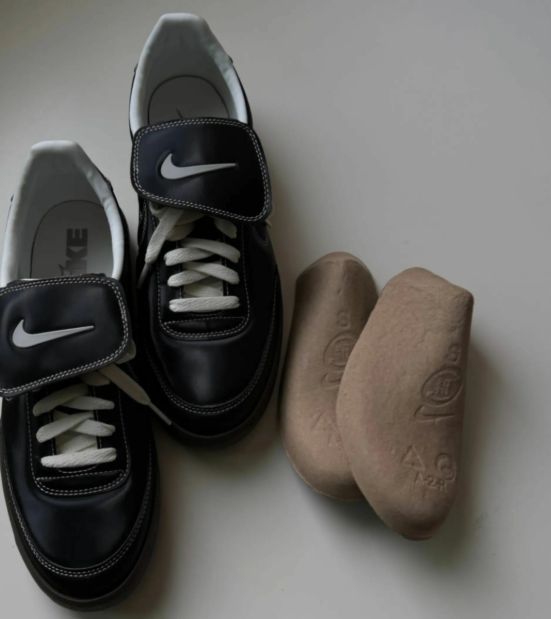 【限時特價】Nike Killshot 2 Premium 板鞋 黑白復古低幫休閒鞋 男女同款 HQ-3489-010 Aug25