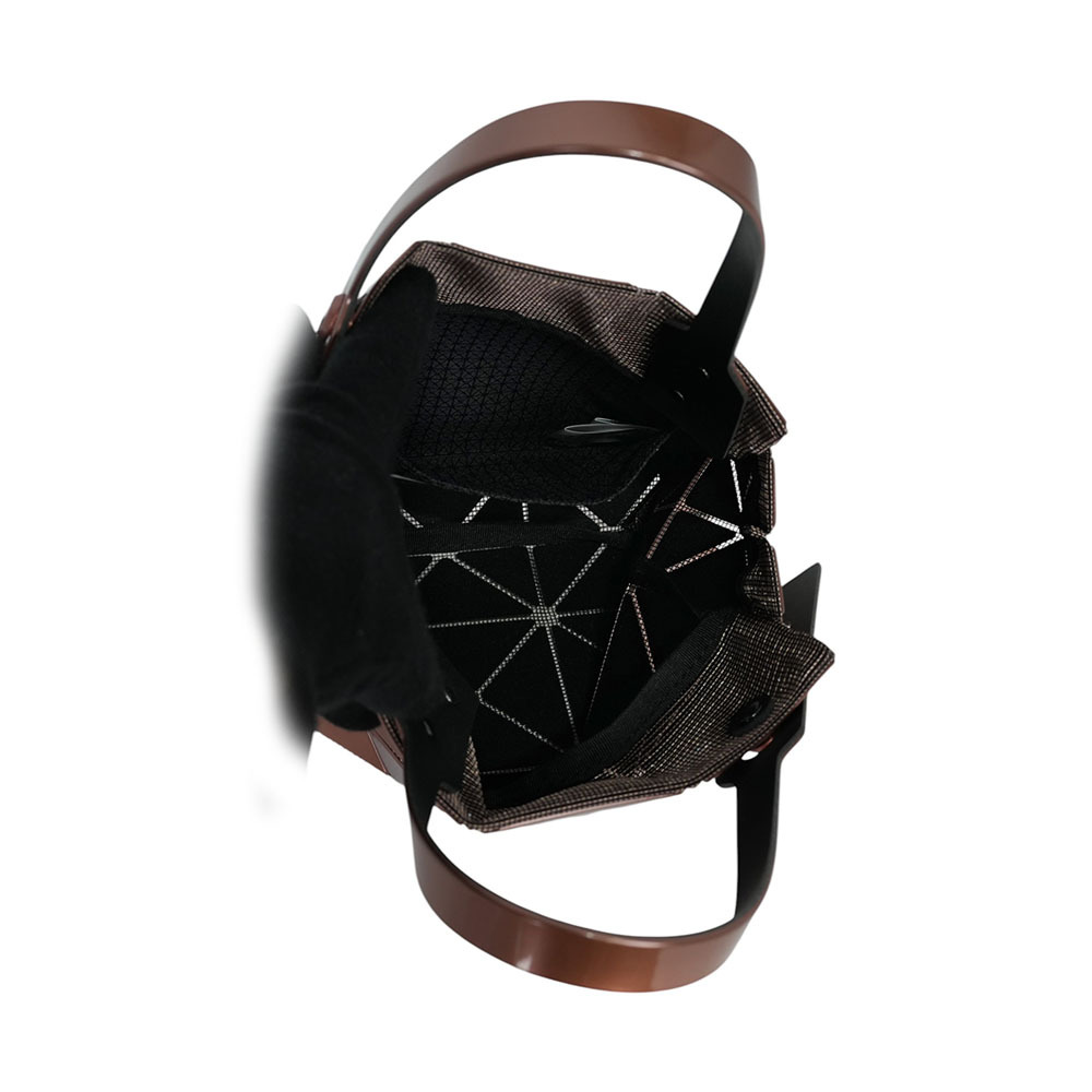 【ISSEY MIYAKE三宅一生】BAO BAO CARAT 3X3 亮面手提小方盒(焦糖棕)AG610 44