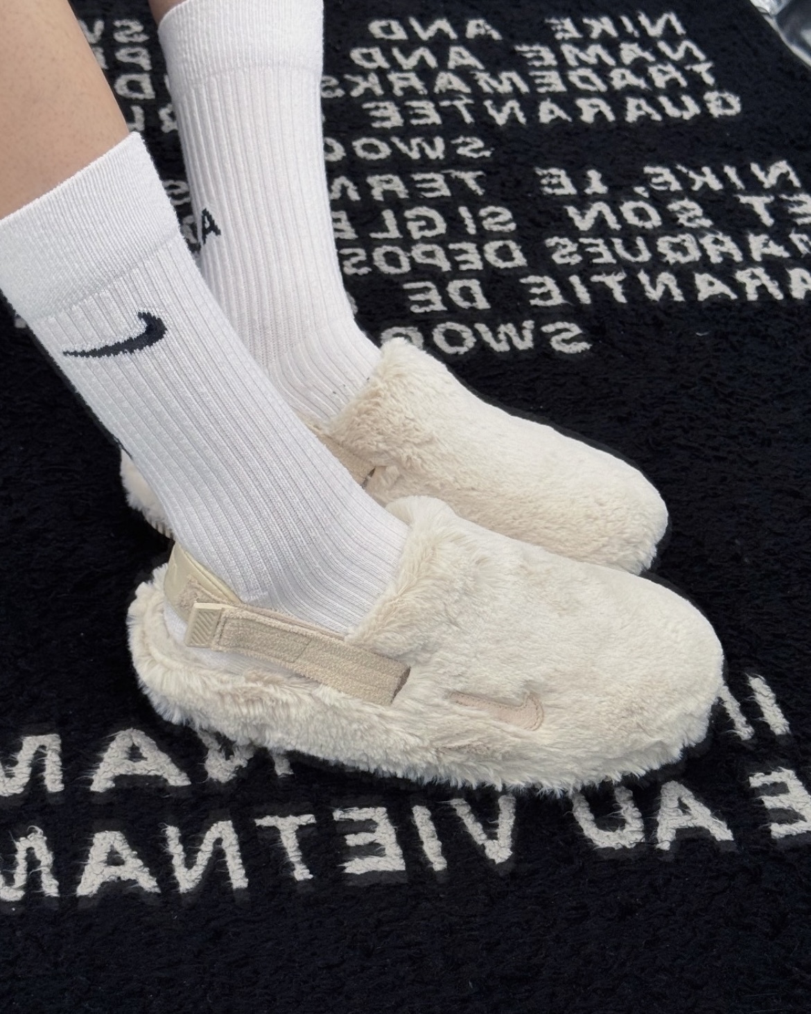 【現貨】Nike W Calm Mule 絨毛 防滑 穆勒鞋 麵包鞋 懶人鞋 拖鞋 三色