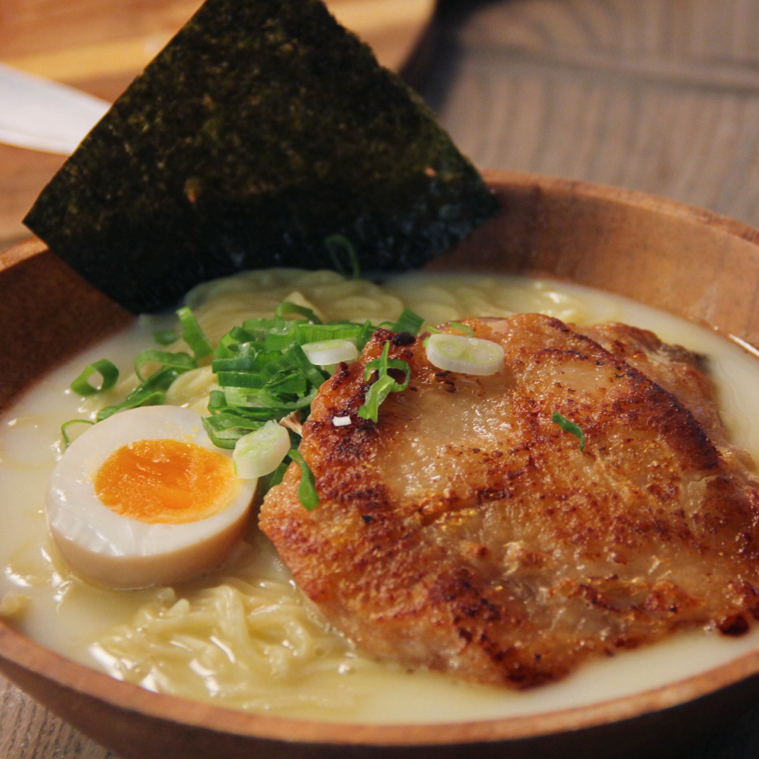 元榆牧場－母雞單支去骨雞腿 220g