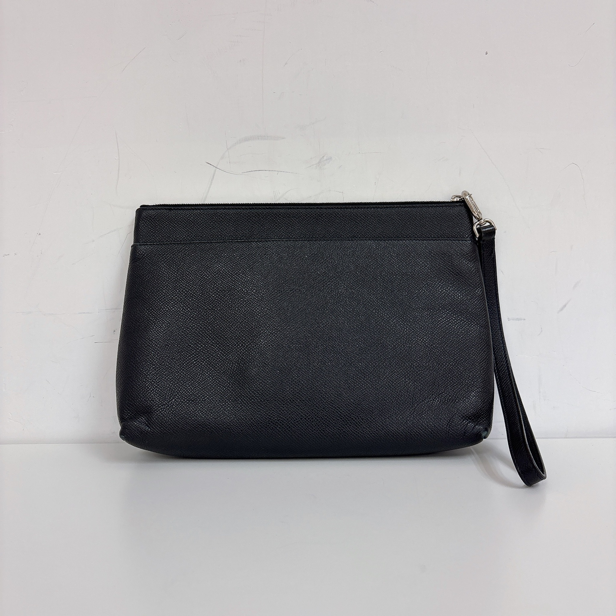 Balenciaga Clutch Bag - Black / Shw