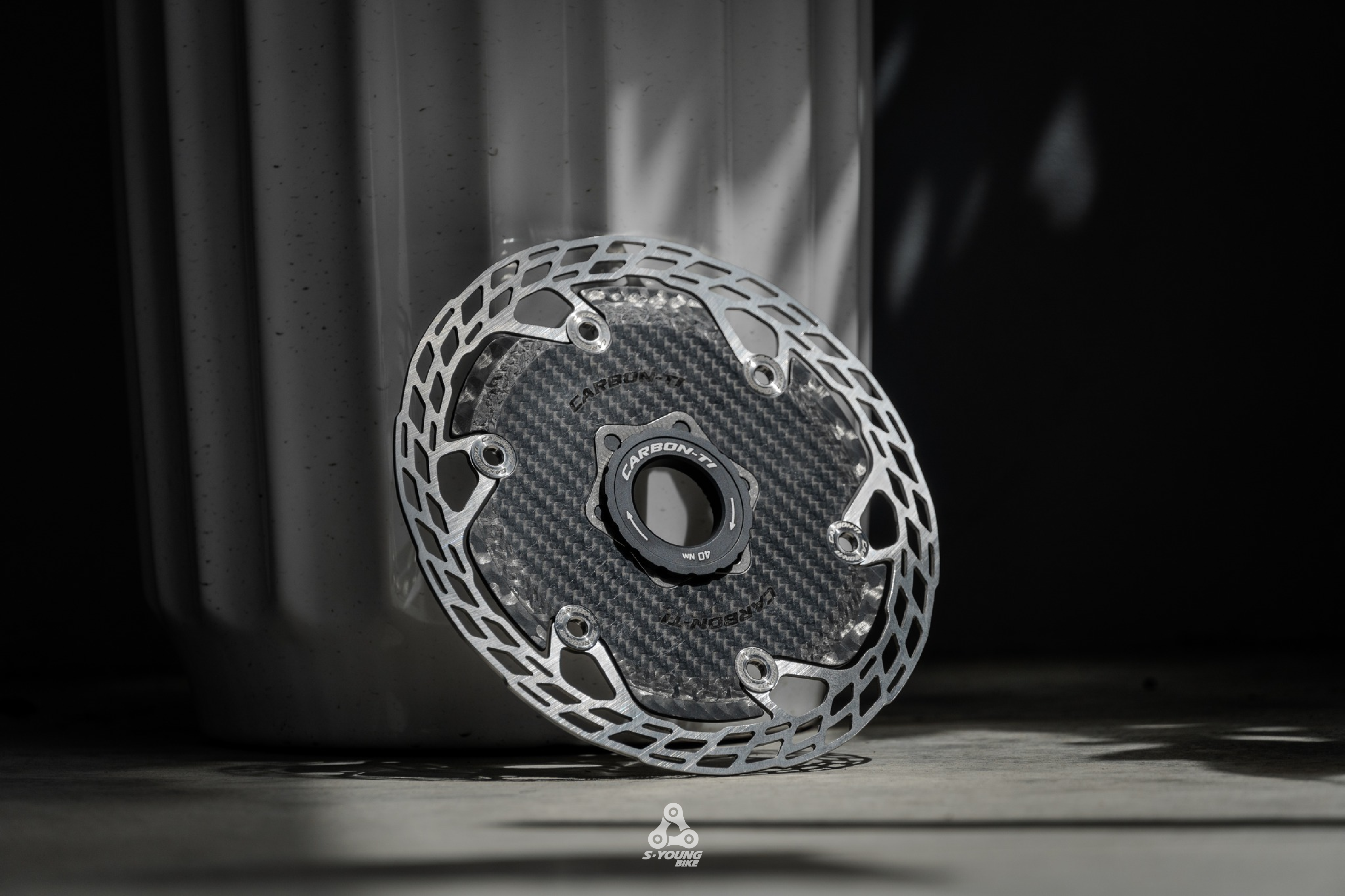 【Carbon-Ti】X-Rotor Aero 輕量化空力碟盤 / 140mm（已含中鎖轉接座）