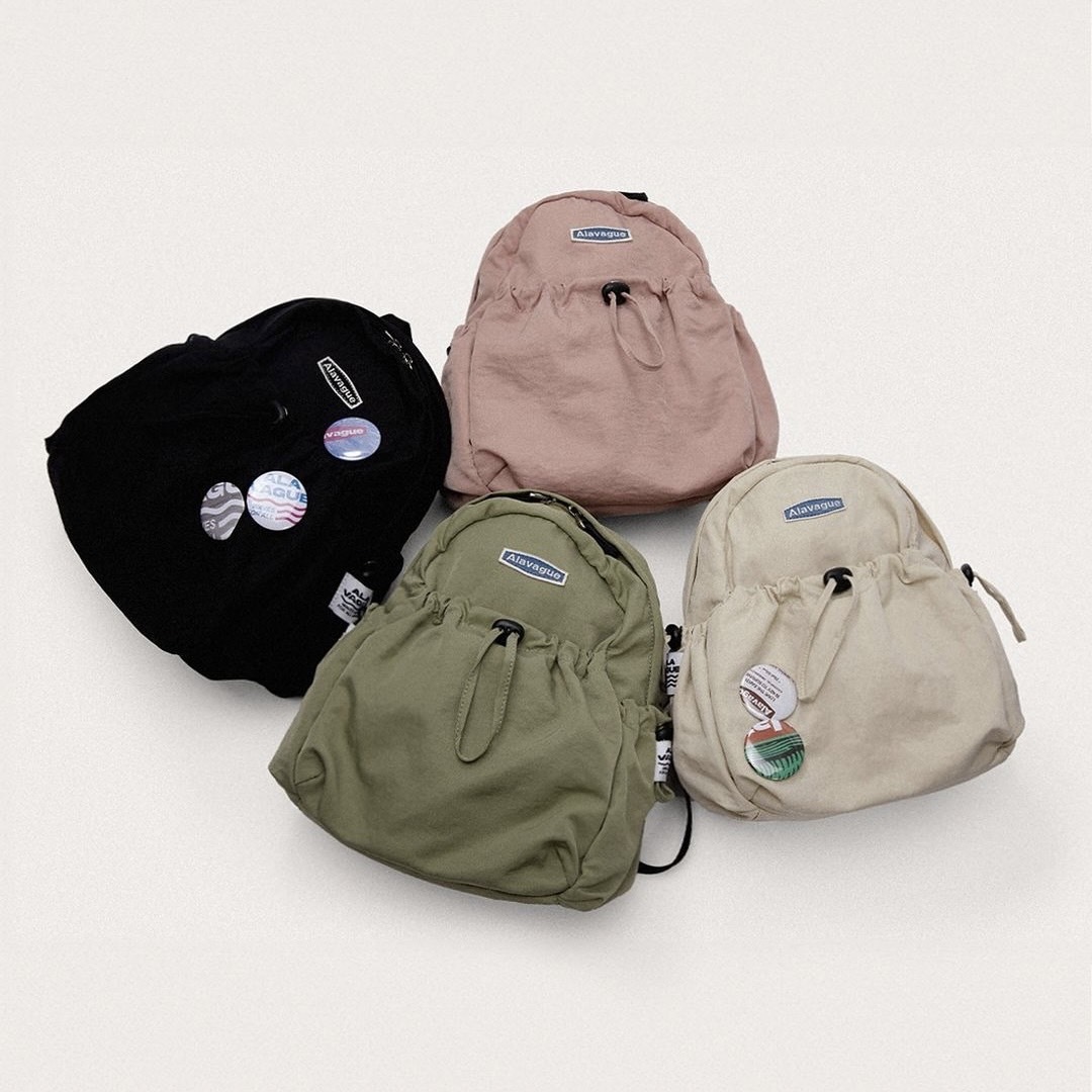 ALAVAGUE☆Dugong Bag S Winter snap behind❄️📸 •Dugong bag S - Beige •Nerpa cap