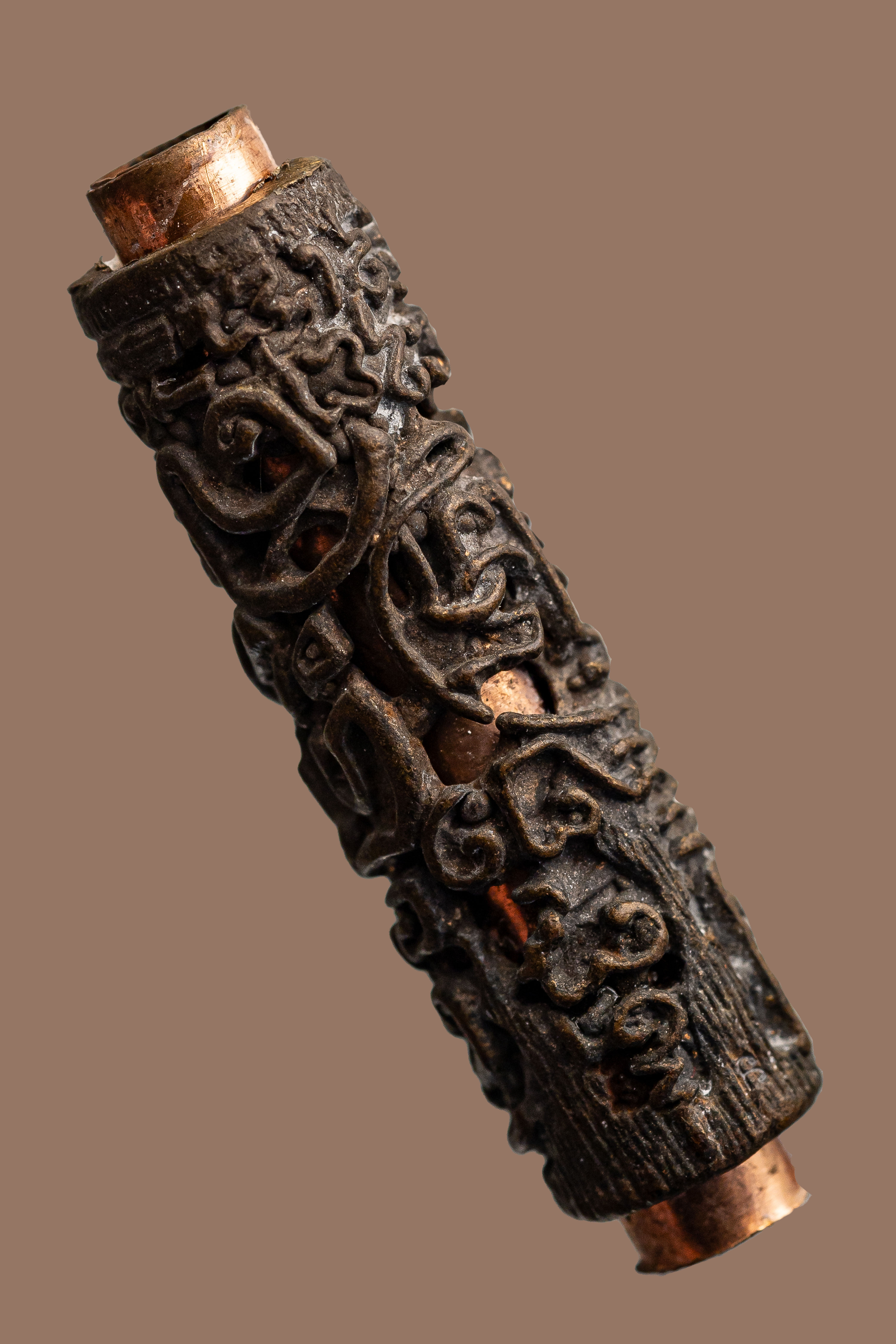 『泰國佛牌』帕阿贊庚 當代招財女神名師『陳暖符管』 01241101