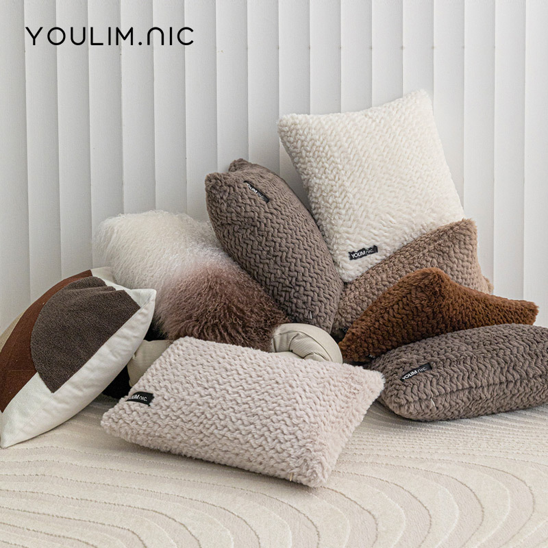 《5126》北歐波浪紋仿兔毛抱靠枕
