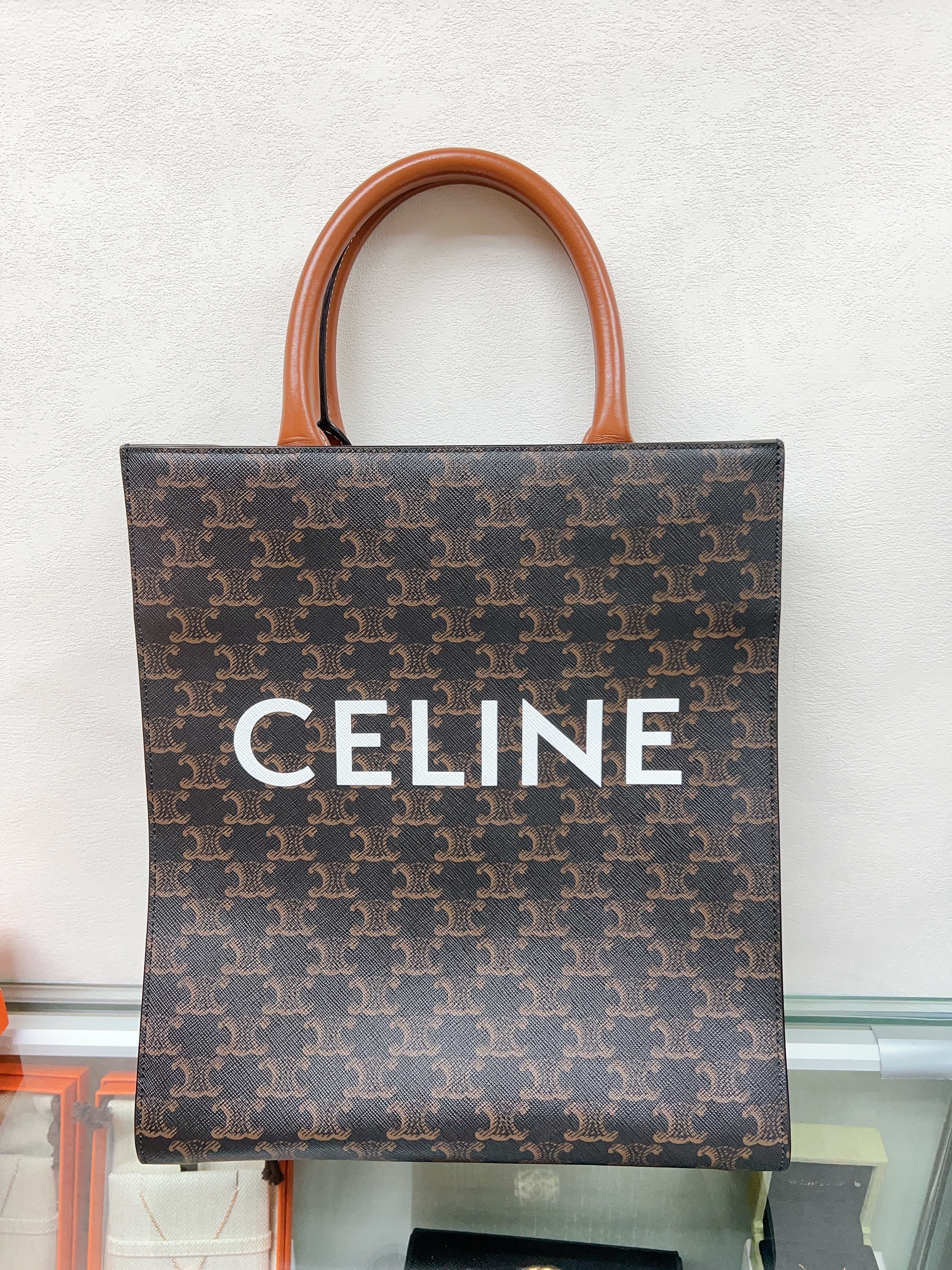 Celine vertical tote small (brown monogram)