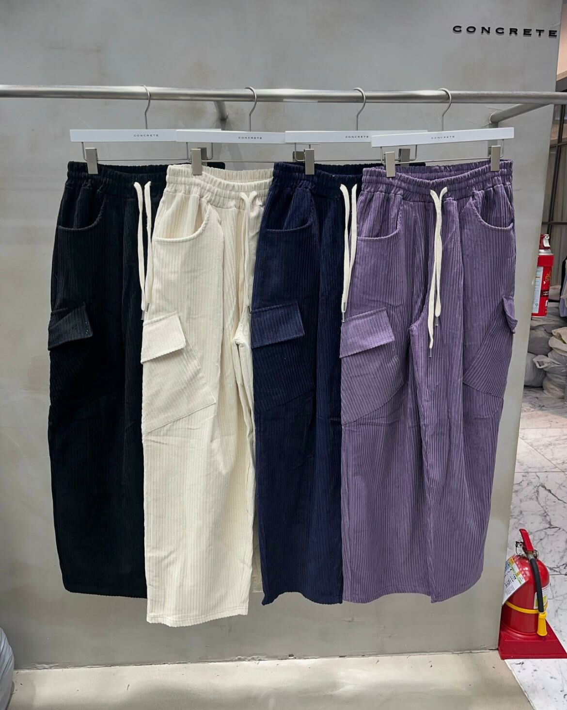 淨色燈心絨鬆身褲 CONCRETE-006P