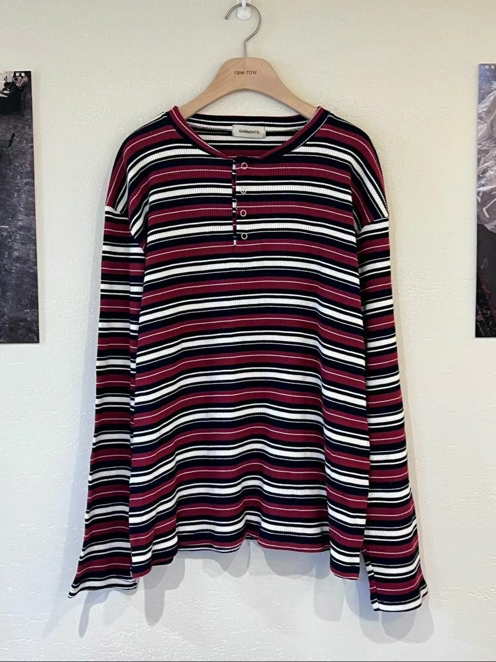 半扣鈕橫間長袖衫 GARMENTS-007T