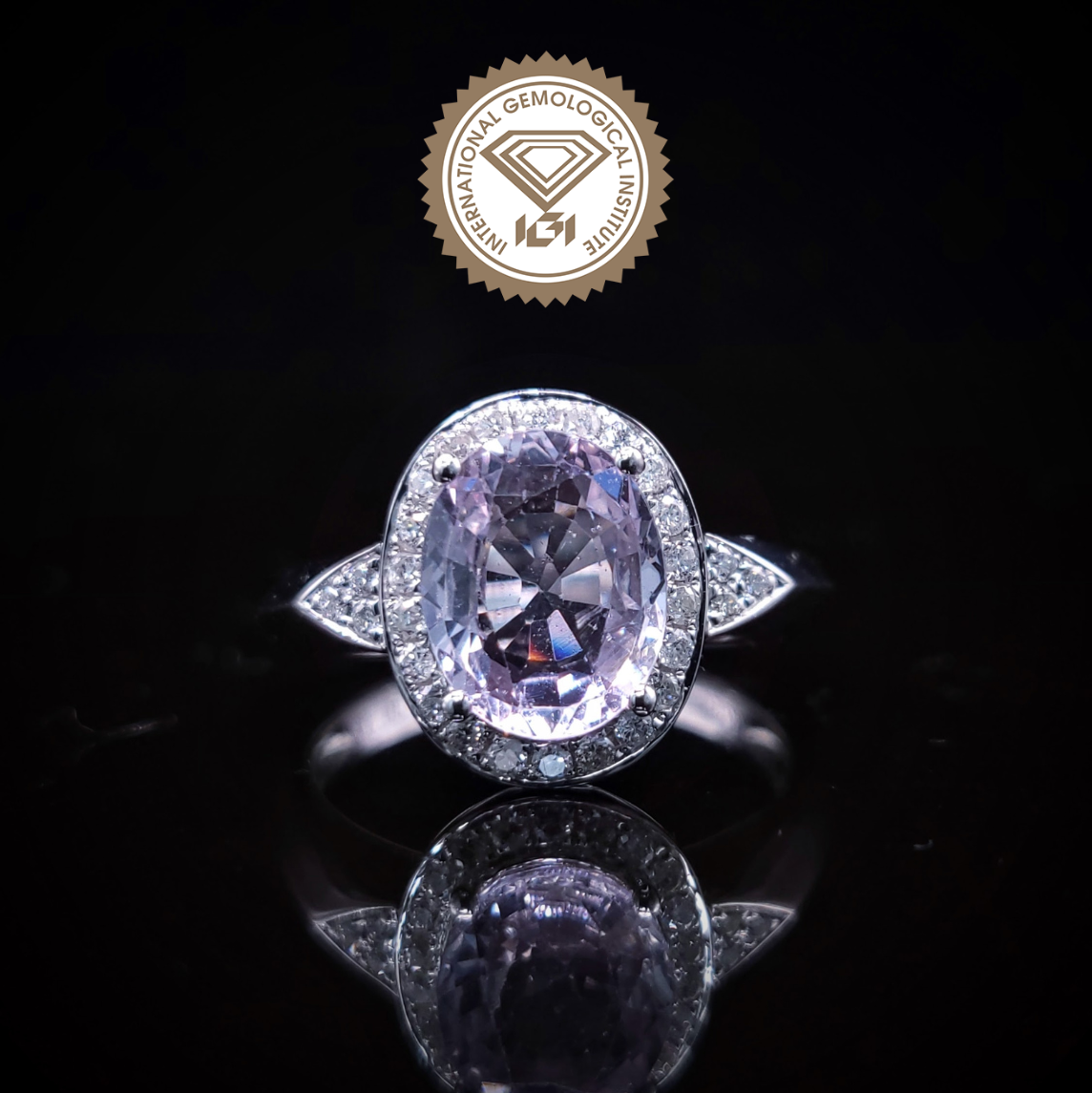 18K White Gold 1.94ct Sapphire and Diamond Ring