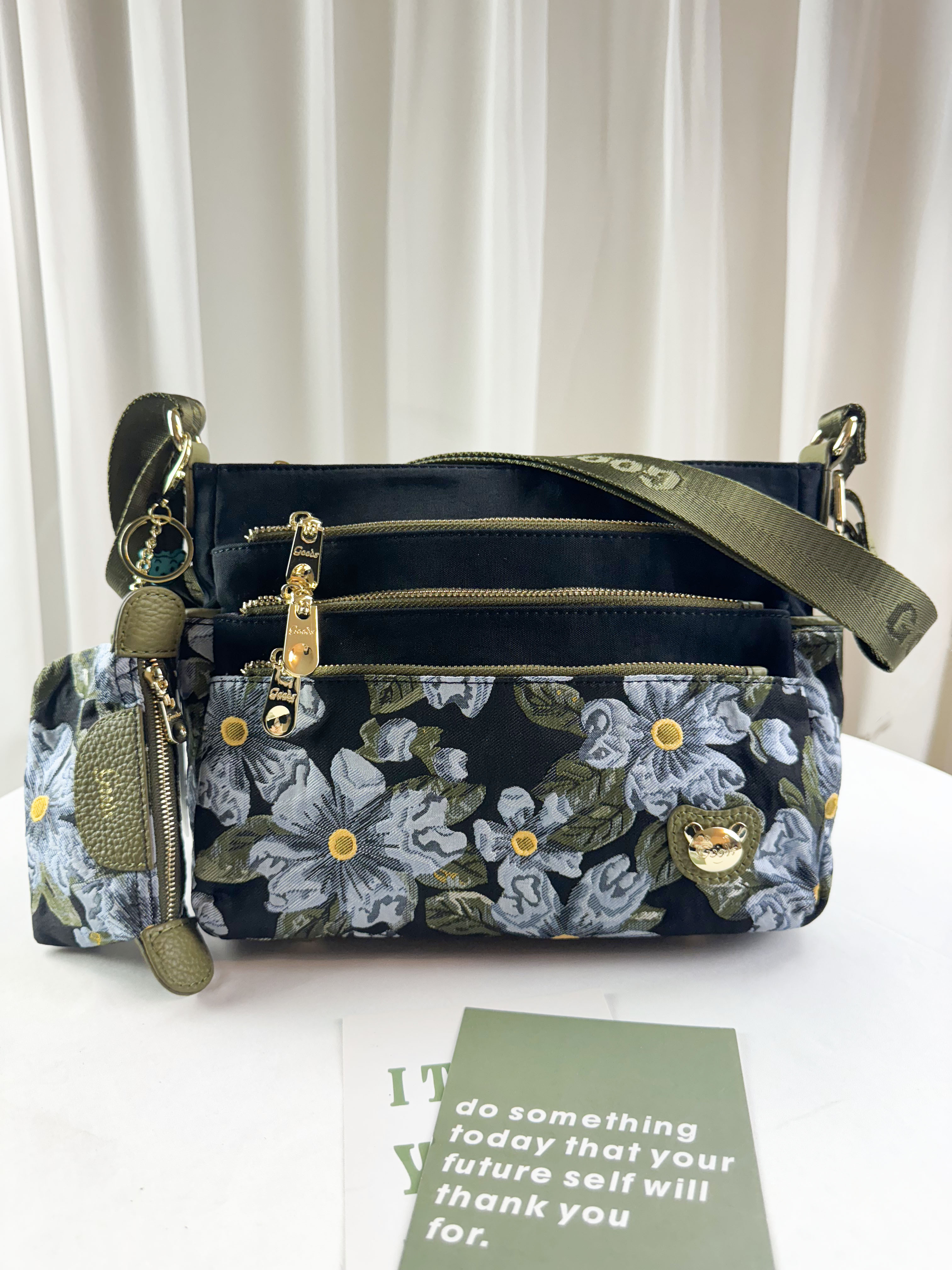 GOODS 提花綠防潑水側背包 附零錢包#2502