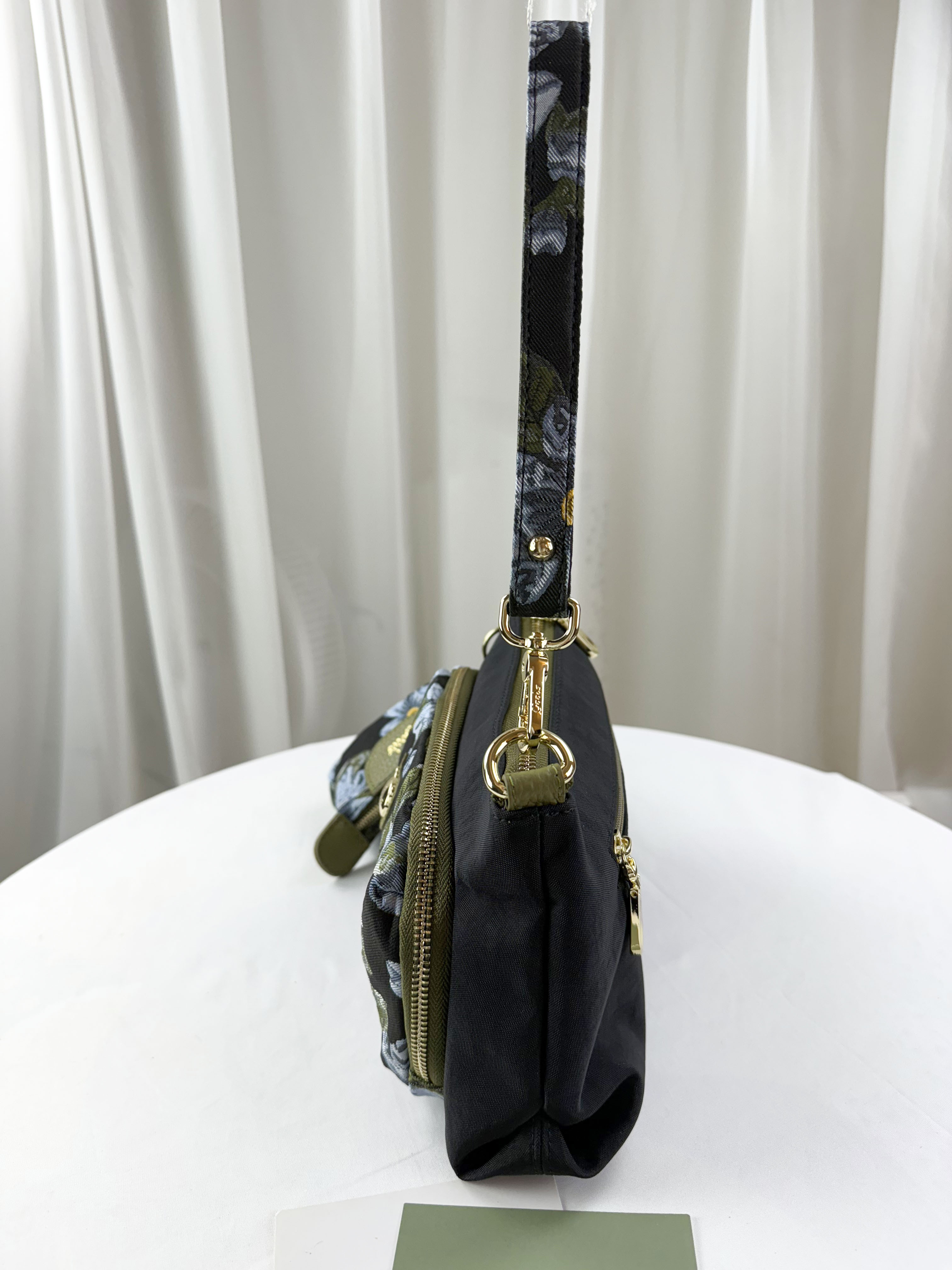 GOODS 提花綠防潑水肩背包 / 側背包 附零錢包 #2813