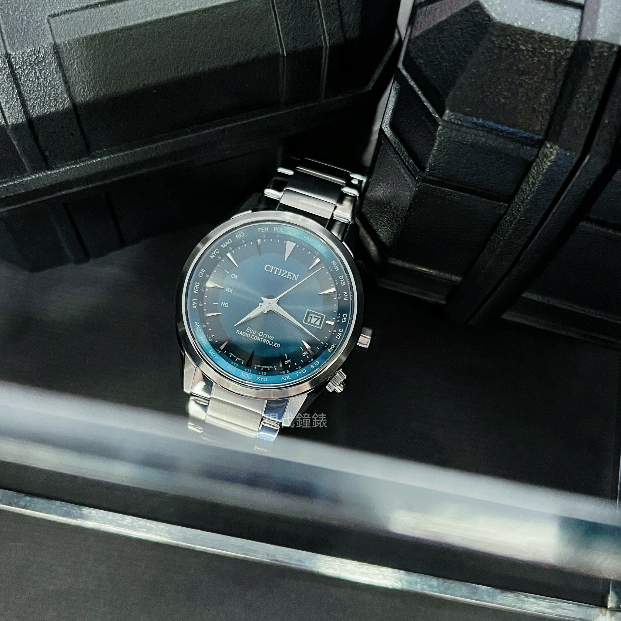 【CITIZEN 星辰】GENT'S系列 沉穩碧綠電波男錶 CB0270-87L 43mm現代鐘錶