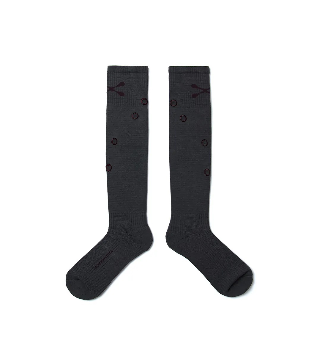 NOZZLE QUIZ Eyelet knee socks