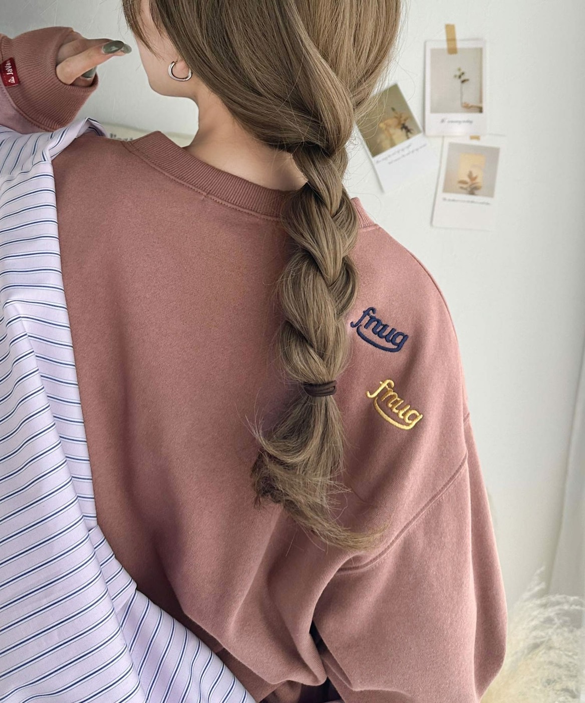 KTQ STORE ‧ JAVA 刺繡短拉絨襯裡上衣 四色