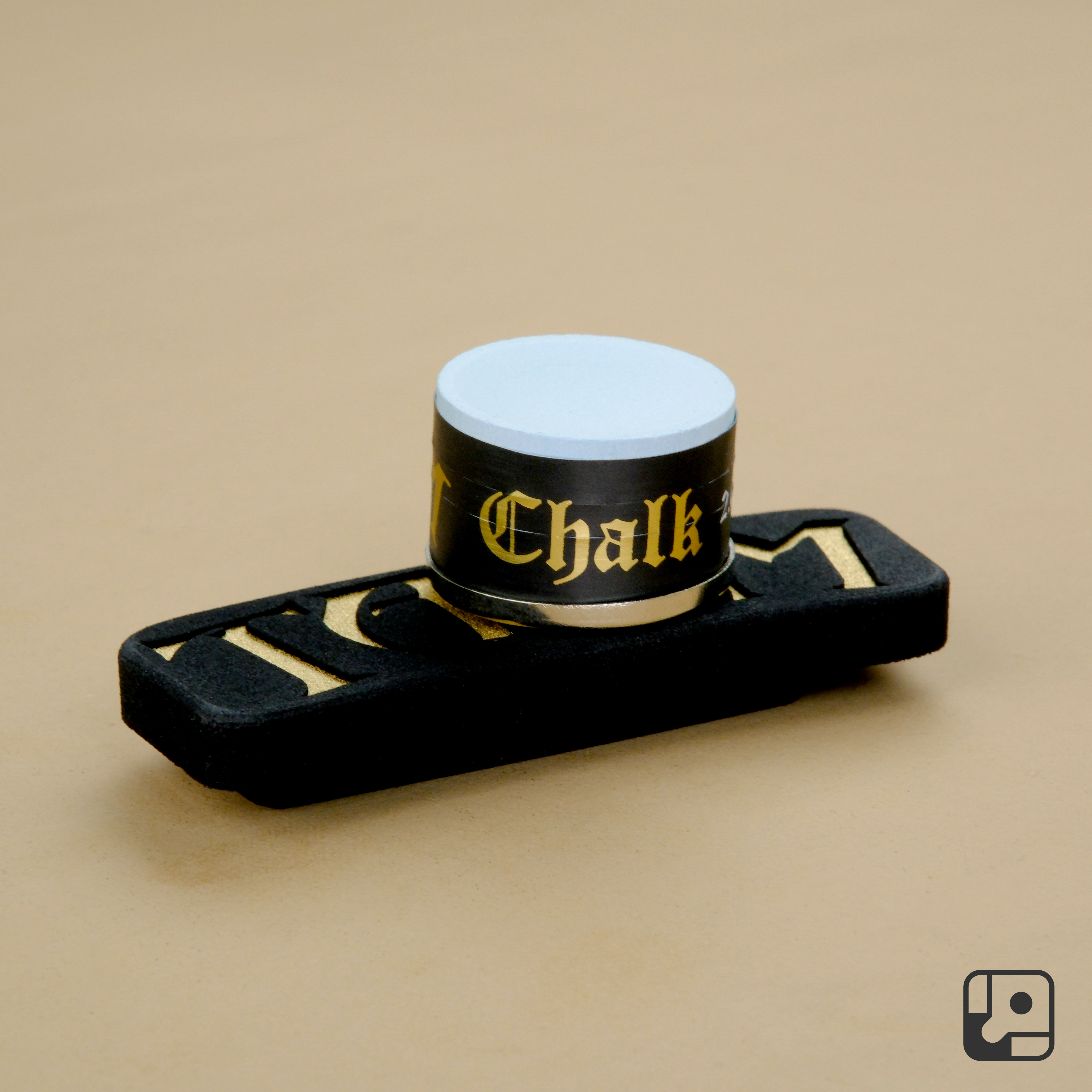Taom Magnetite Chalk Holder