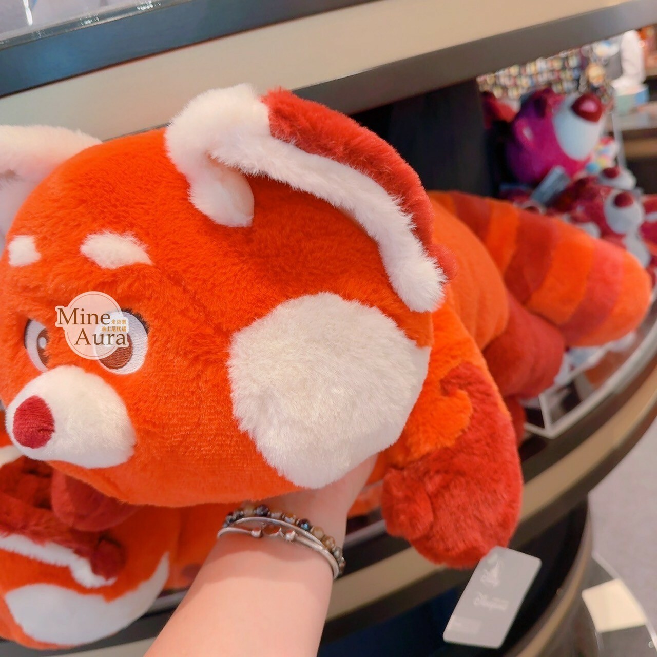 紅熊貓 美美 Meilin 趴趴 趴姿 娃娃 玩偶 青春養成記 Turning Red -香港迪士尼樂園