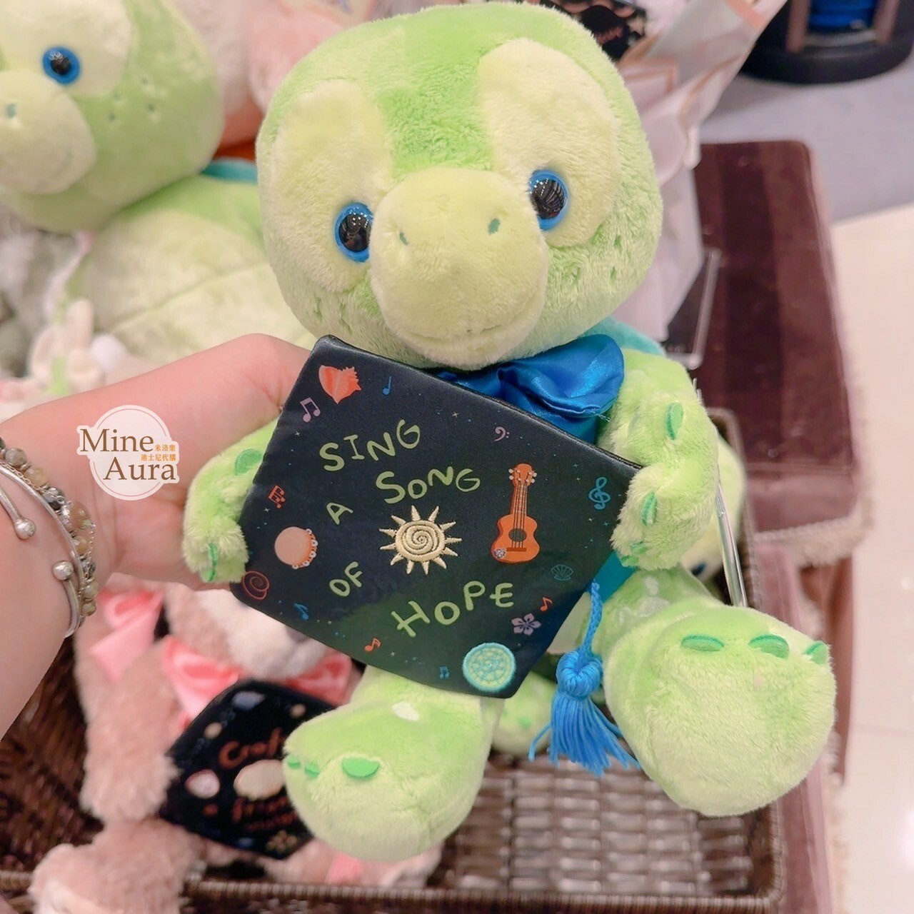 奧樂米拉 海龜 OluMel 畢業限定 學士帽 紀念 娃娃 玩偶 -香港迪士尼樂園