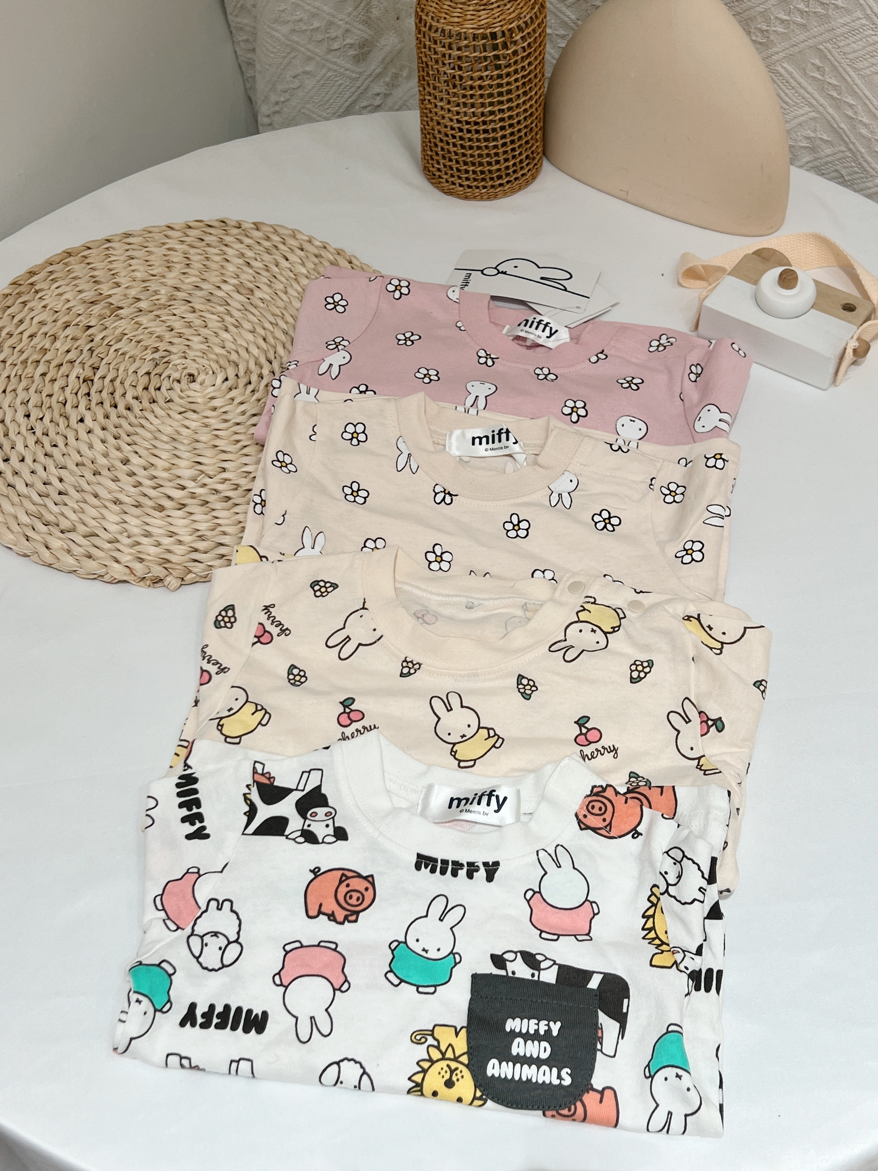 🐰𝐌𝐢𝐟𝐟𝐲 長袖T-shirt