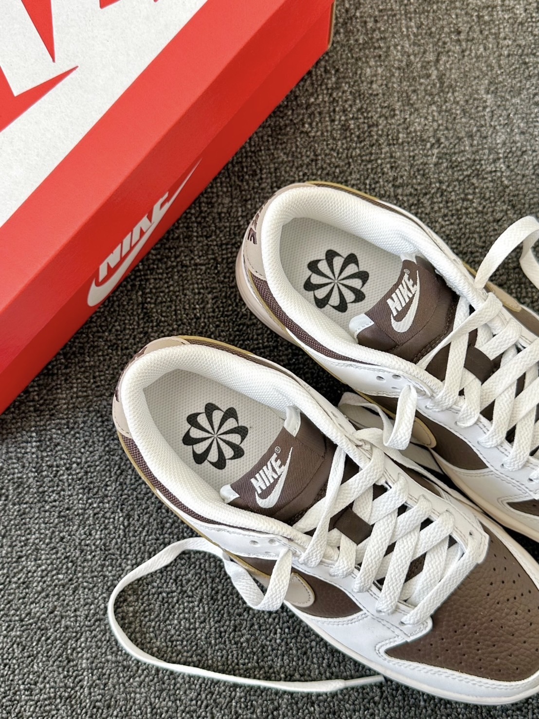 NIKE Dunk Low 摩卡棕