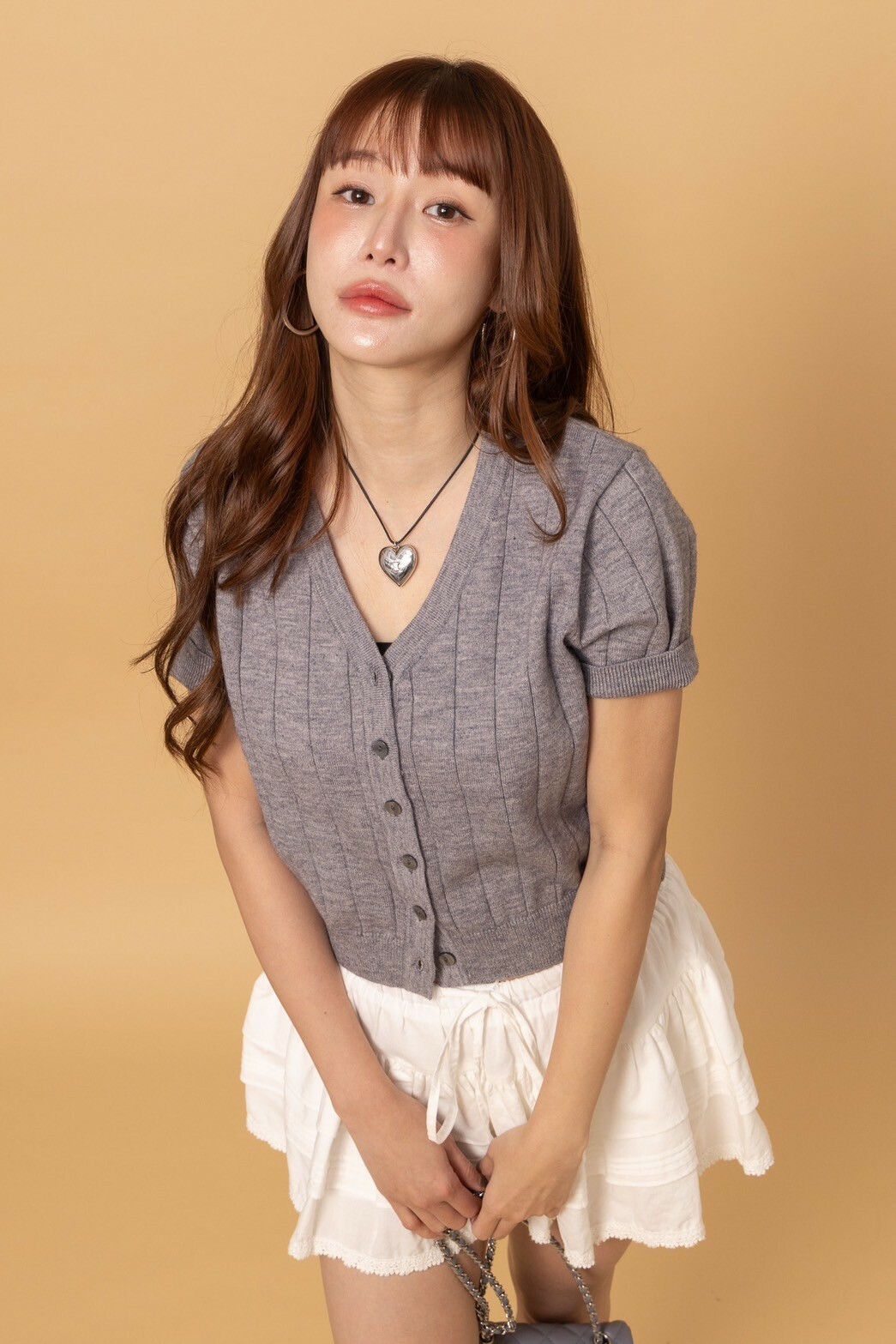 坑條短袖針織衣_AMISSA（灰）