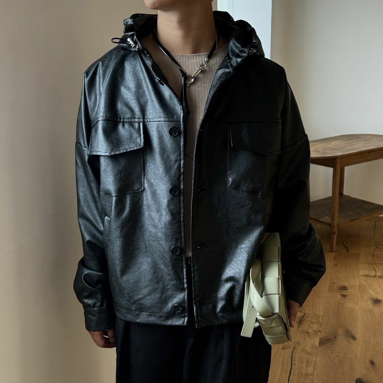 連帽開胸合成皮褸 BY ATTENTION-286JK