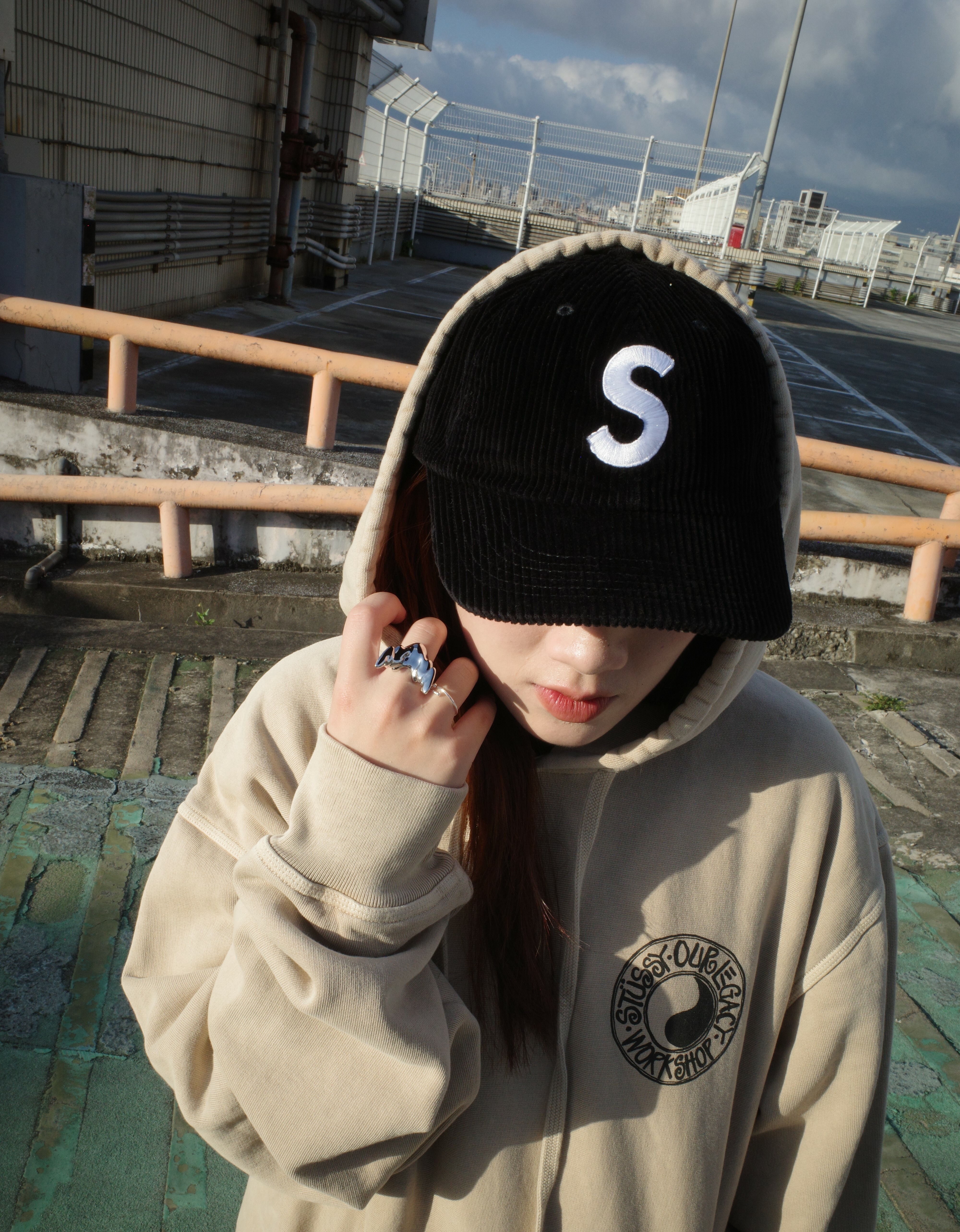 台北店限量專區㊙Supreme Corduroy S Logo 6-Panel 燈芯絨老帽黑色